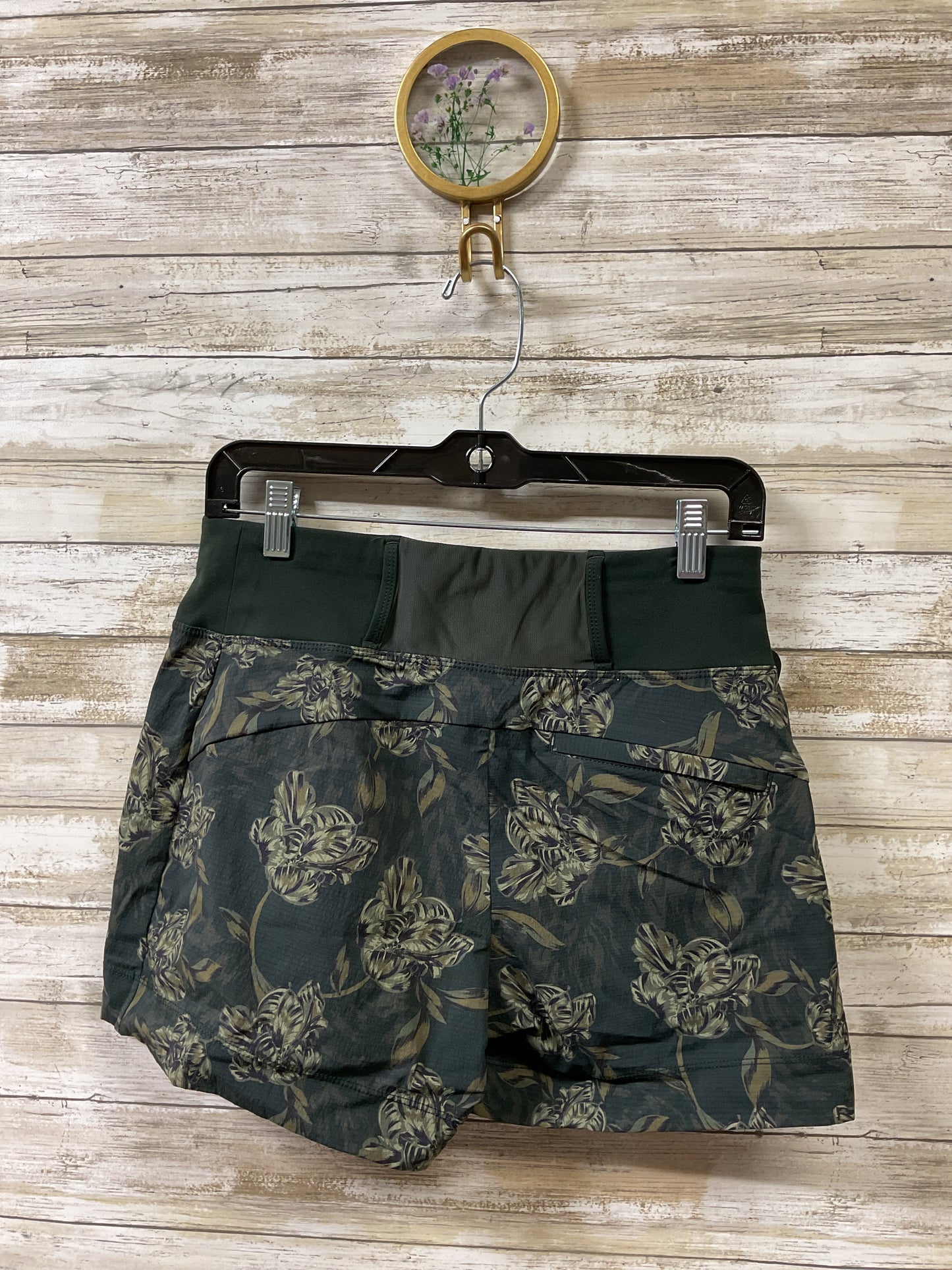 Athletic Shorts By Athleta In Green, Size:4