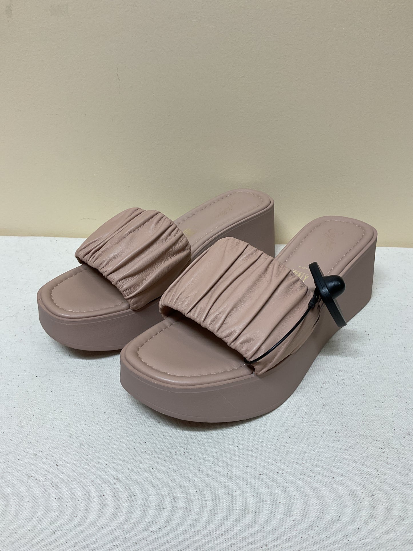 Sandals Heels Platform By Seychelles In Mauve, Size:8.5