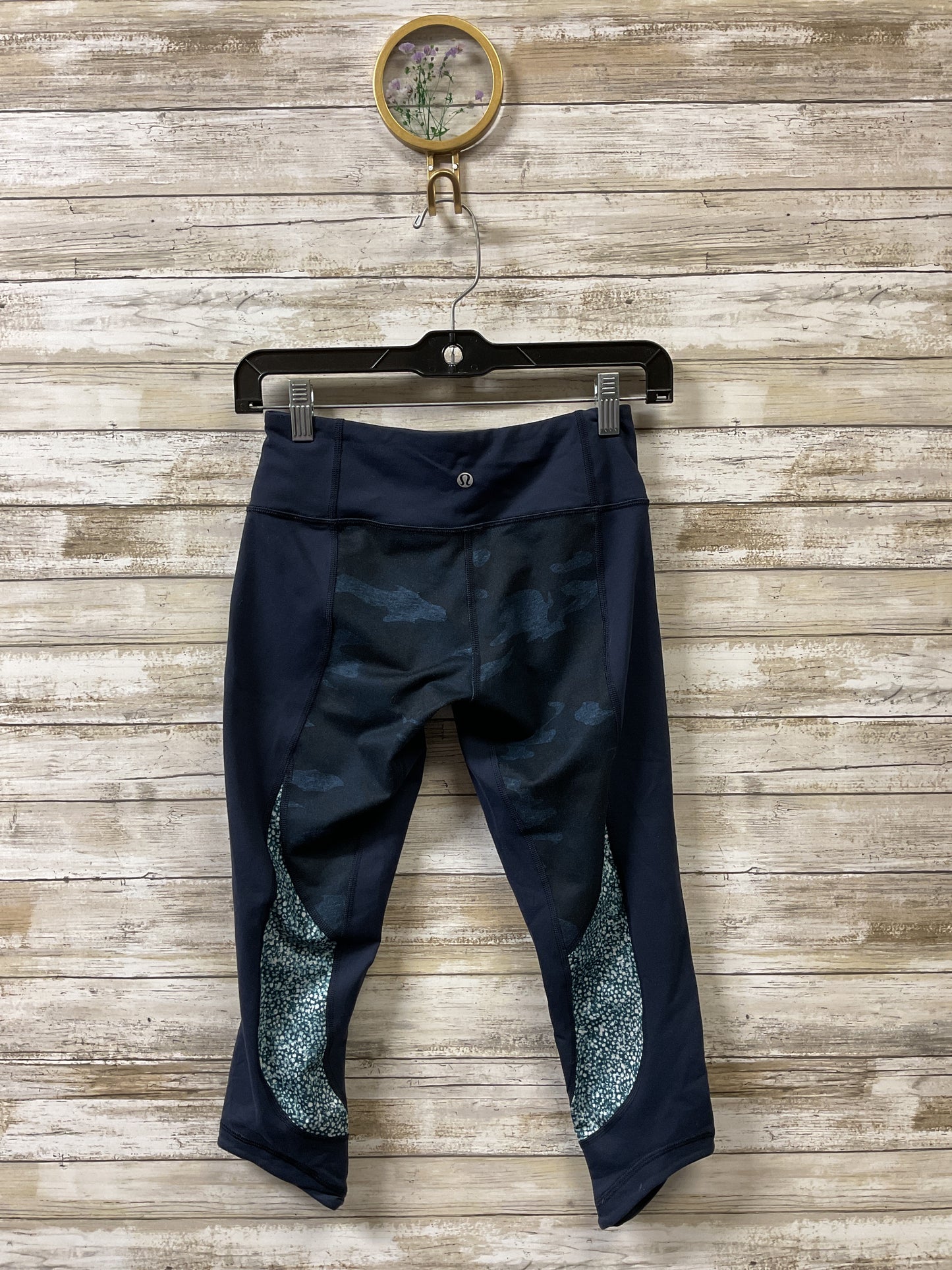 Athletic Leggings By Lululemon In Blue, Size:4