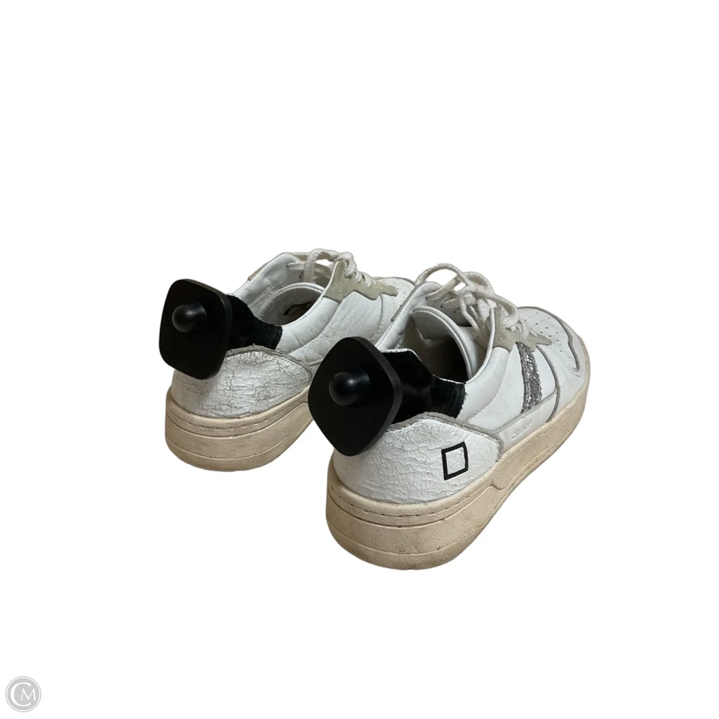 Shoes Sneakers By Cmb In White, Size: 6.5