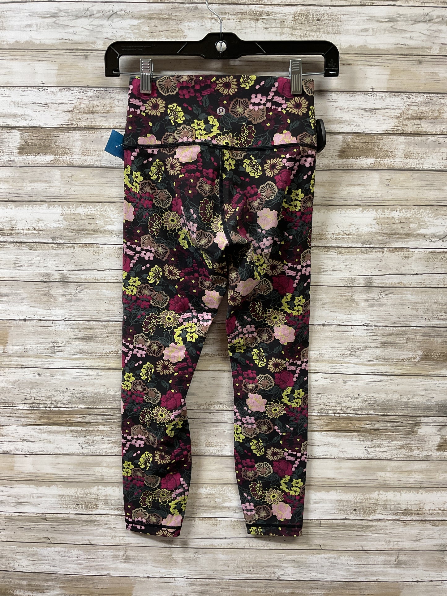 Athletic Capris By Lululemon In Floral Print, Size:4
