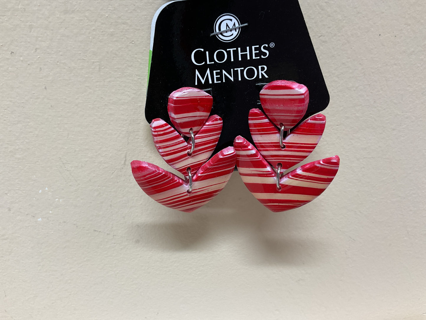 Earrings Dangle/Drop By Clothes Mentor In Red