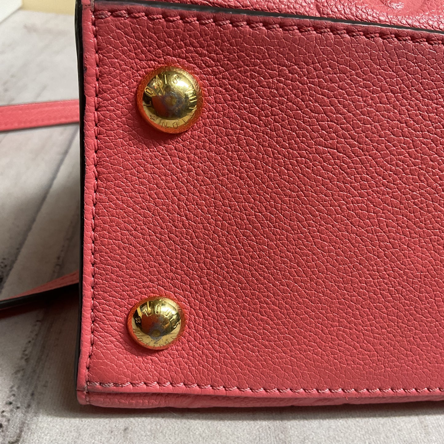 Handbag Luxury Designer By Louis Vuitton In Pink, Size:Medium