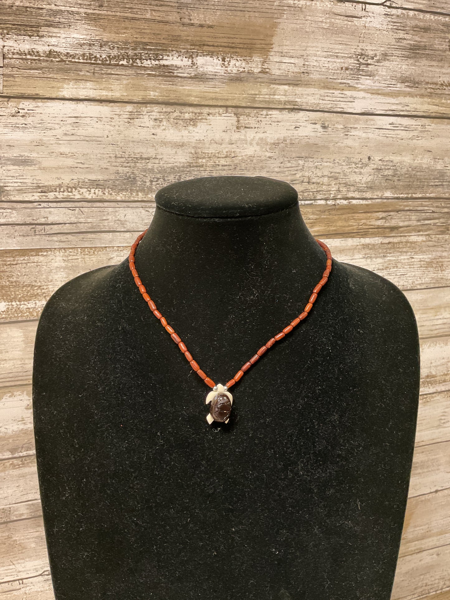 Necklace Pendant By Clothes Mentor In Brown & Cream