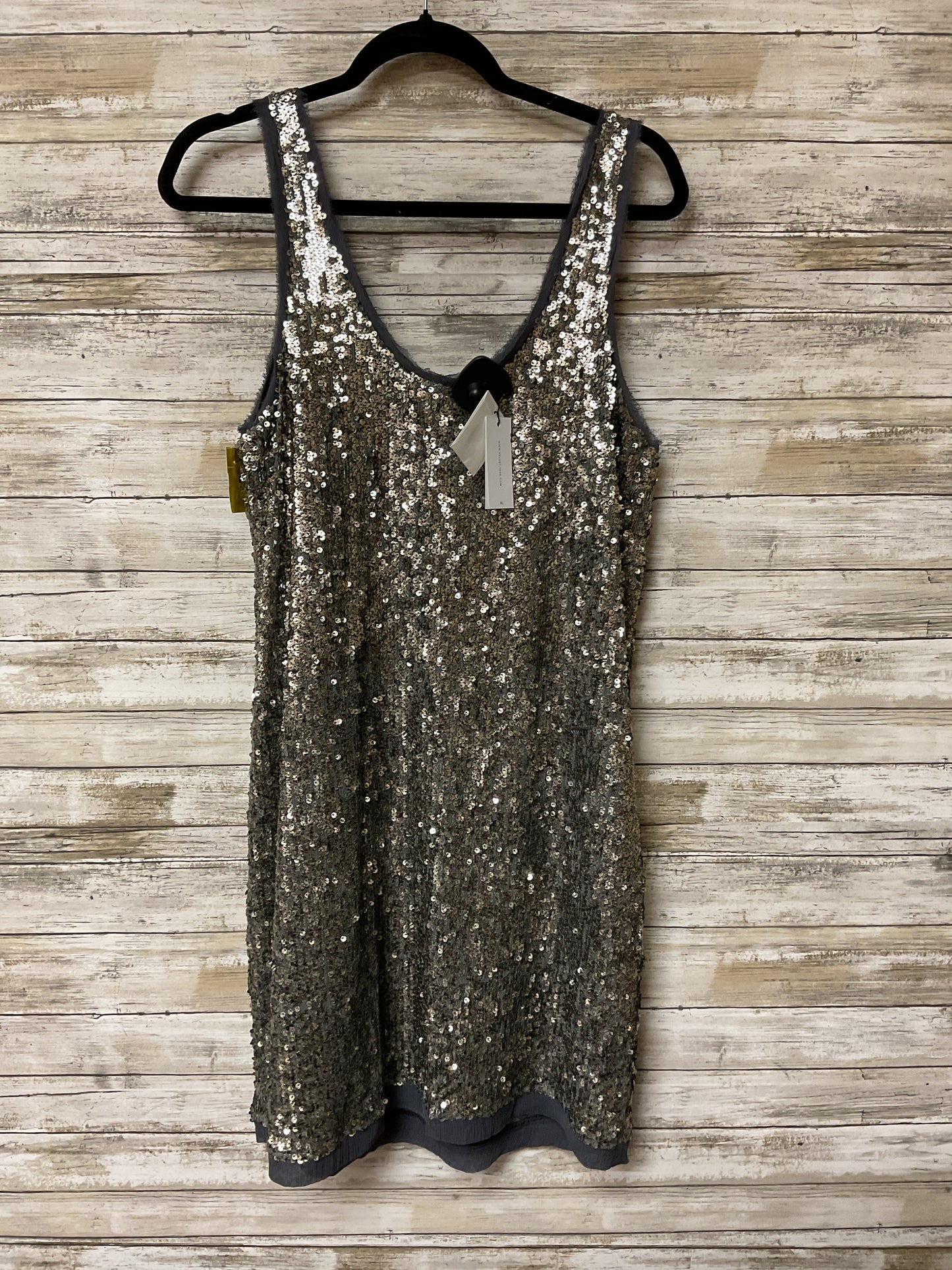 Dress Party Short By Velvet By Graham & Spencer In Silver, Size:XL