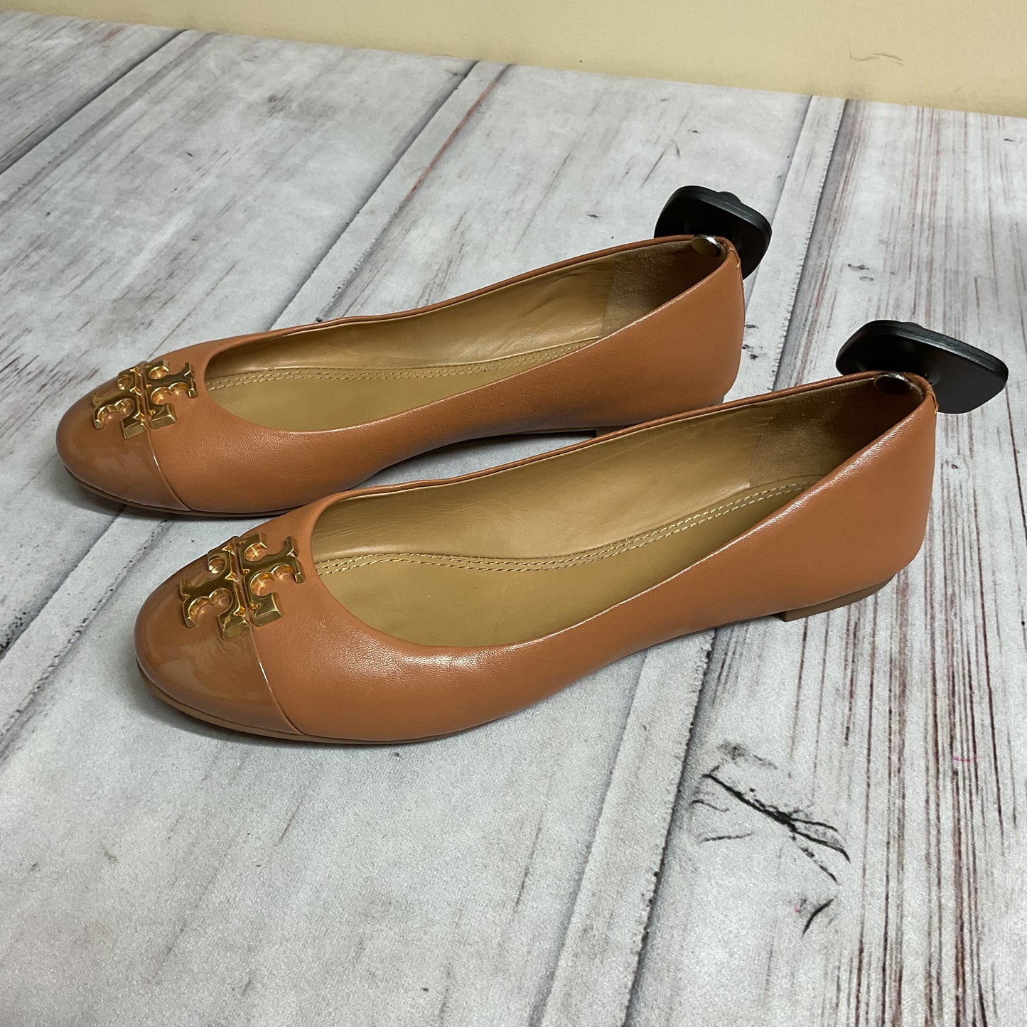 Shoes Designer By Tory Burch In Tan, Size:7.5