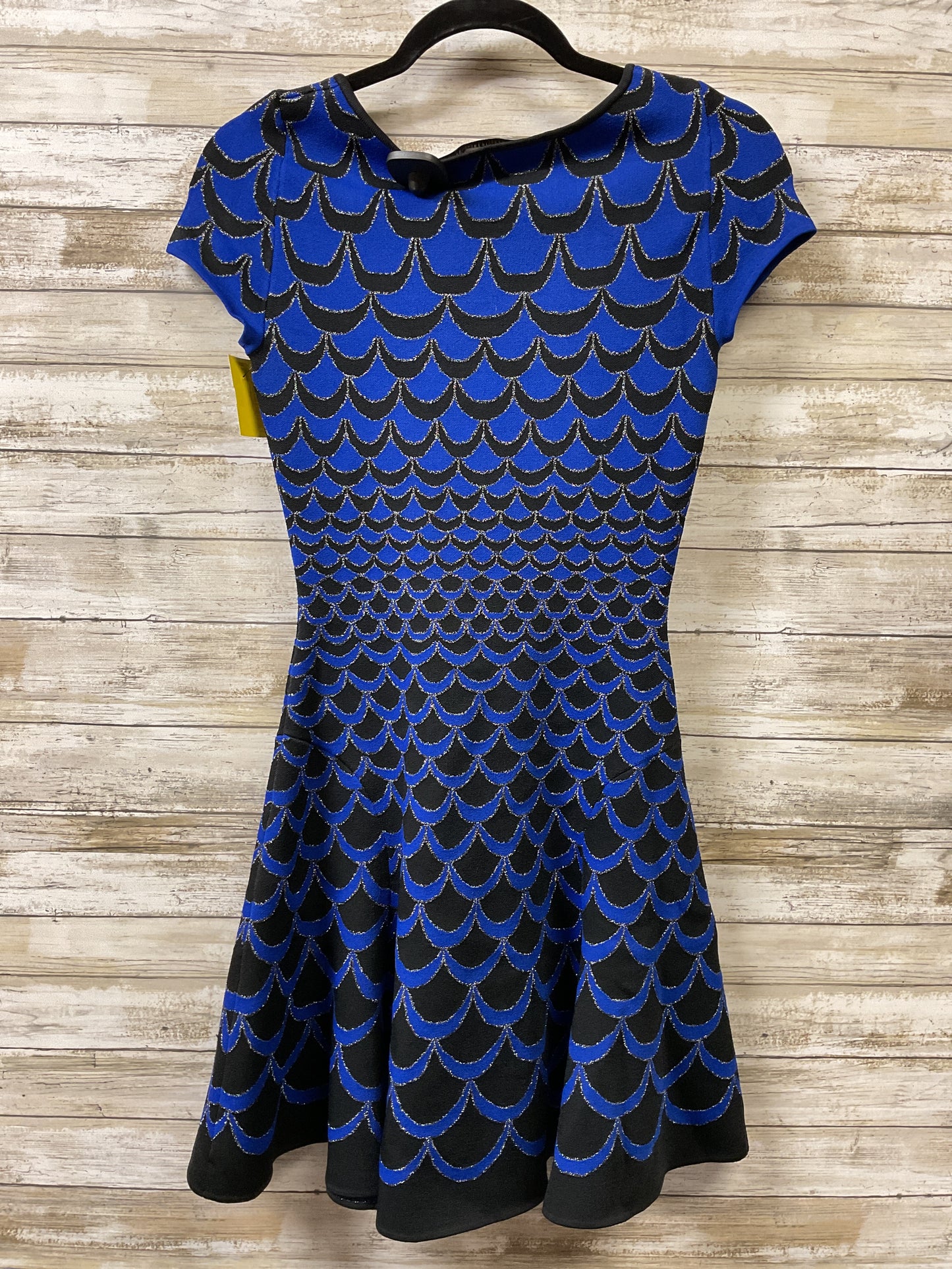 Dress Designer By Diane Von Furstenberg In Black & Blue, Size:Xsp