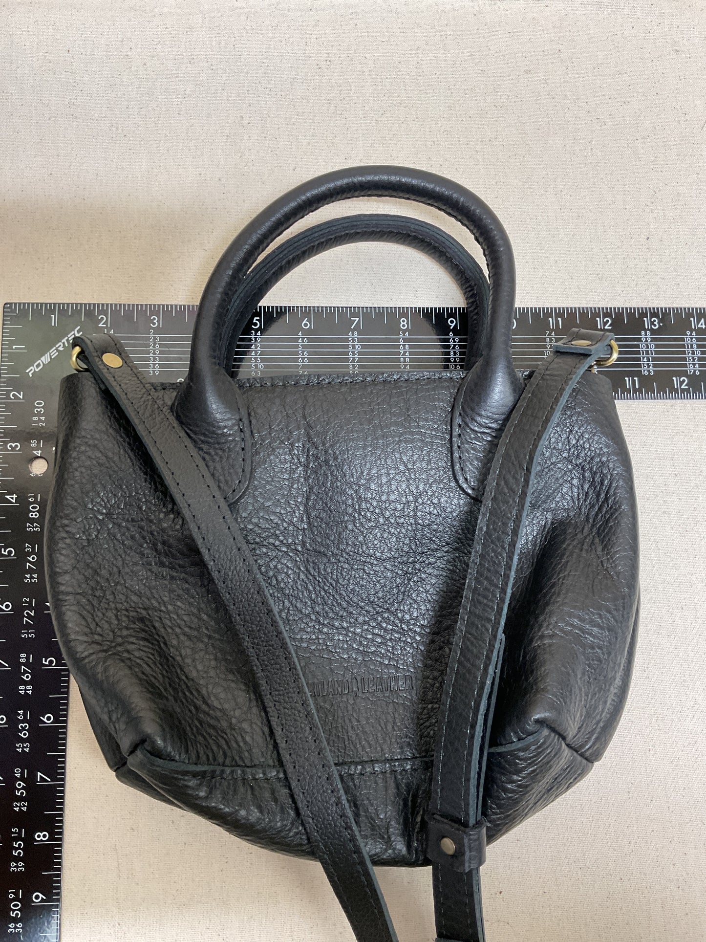Crossbody Leather By Cma In Black, Size:Small