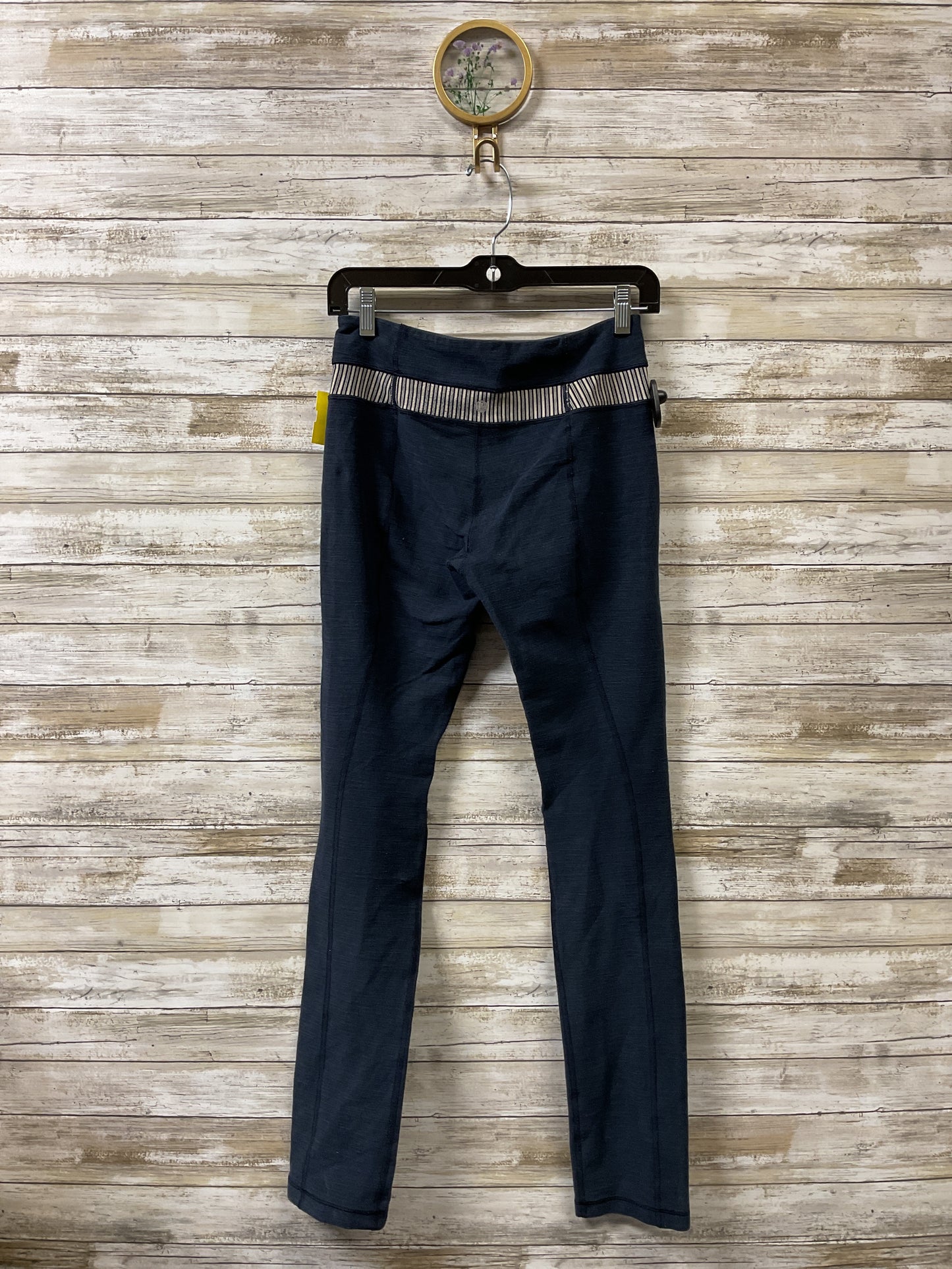 Athletic Leggings By Lululemon In Blue, Size:4