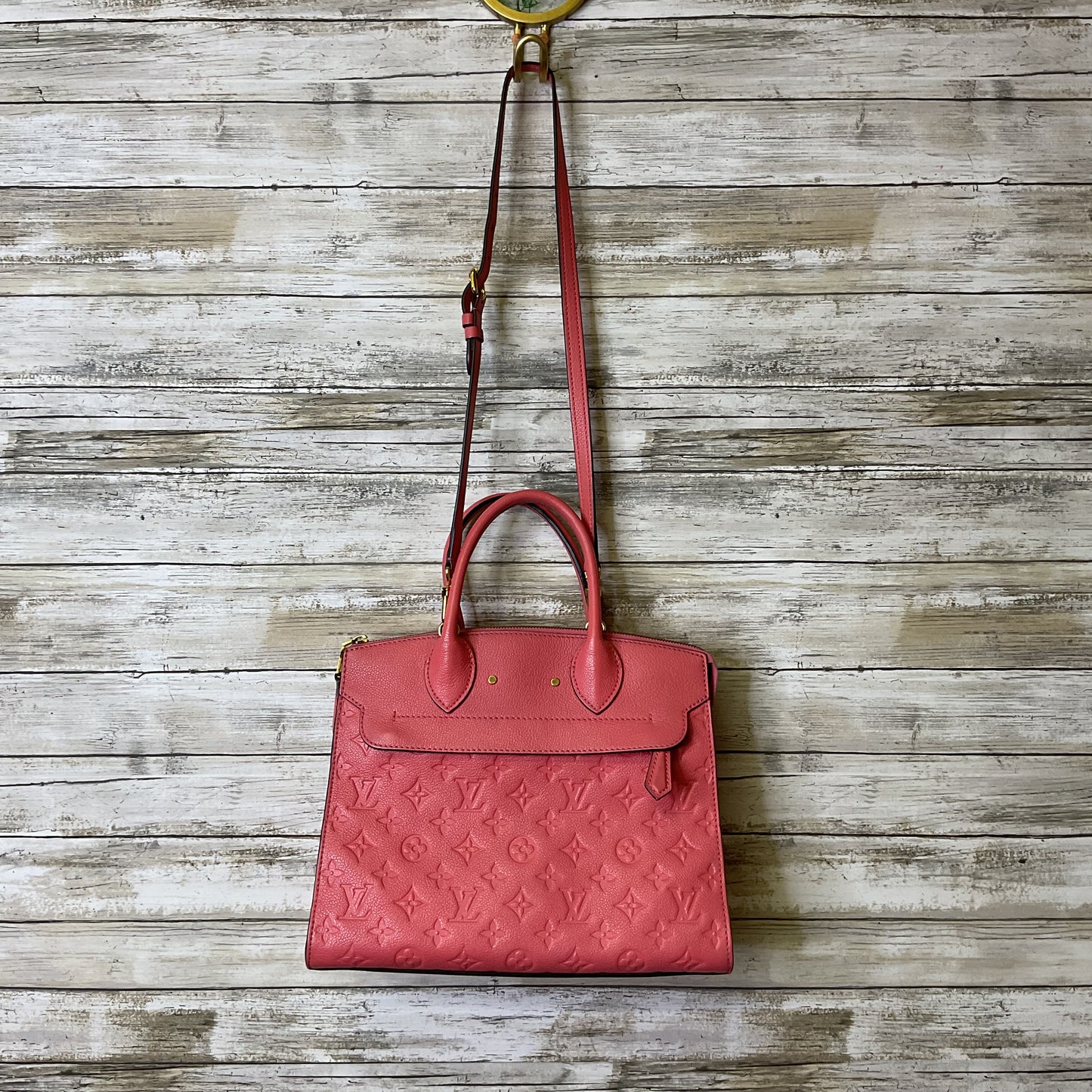 Handbag Luxury Designer By Louis Vuitton In Pink, Size:Medium