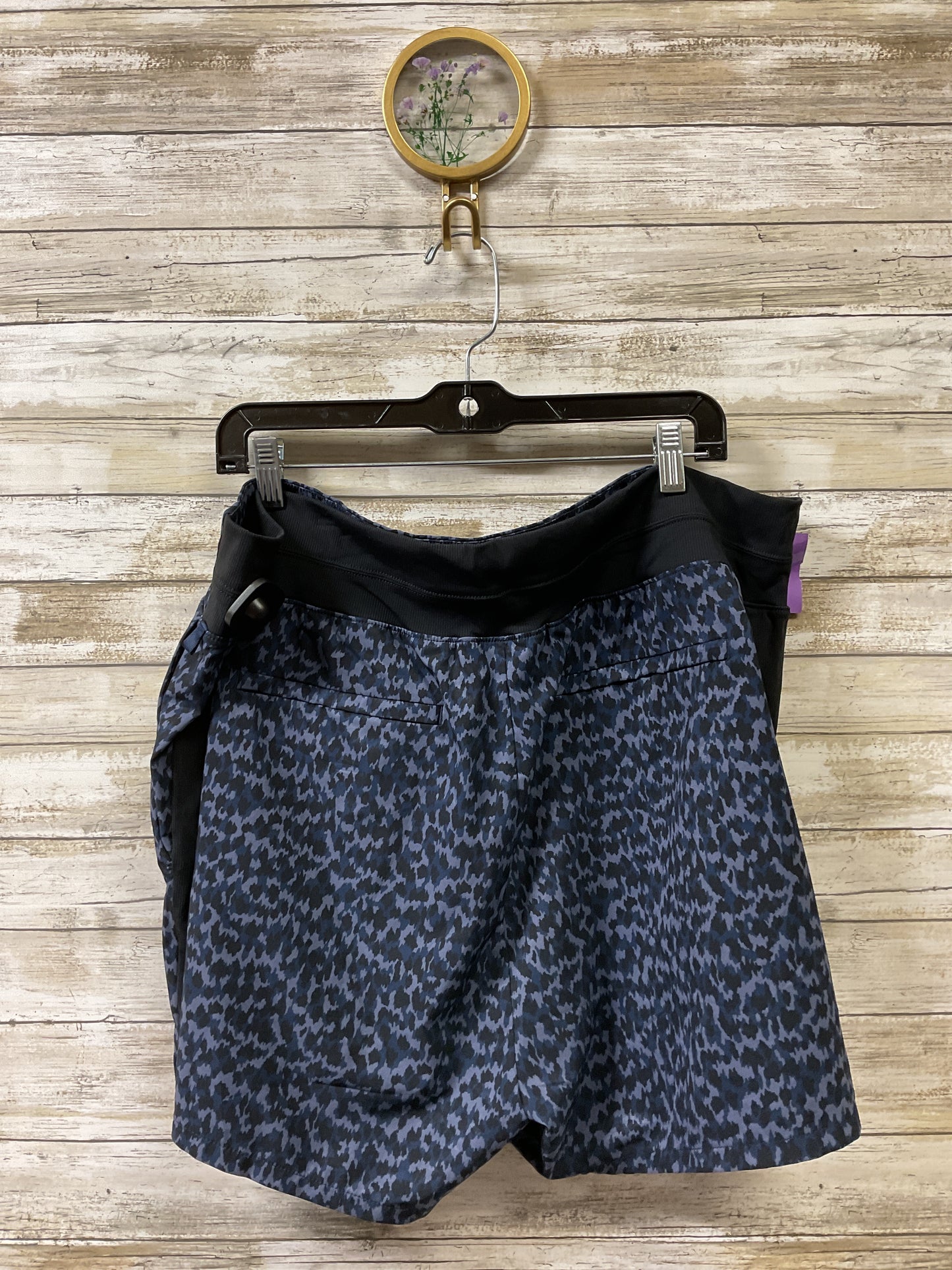 Athletic Shorts By Athleta In Black & Blue, Size:20