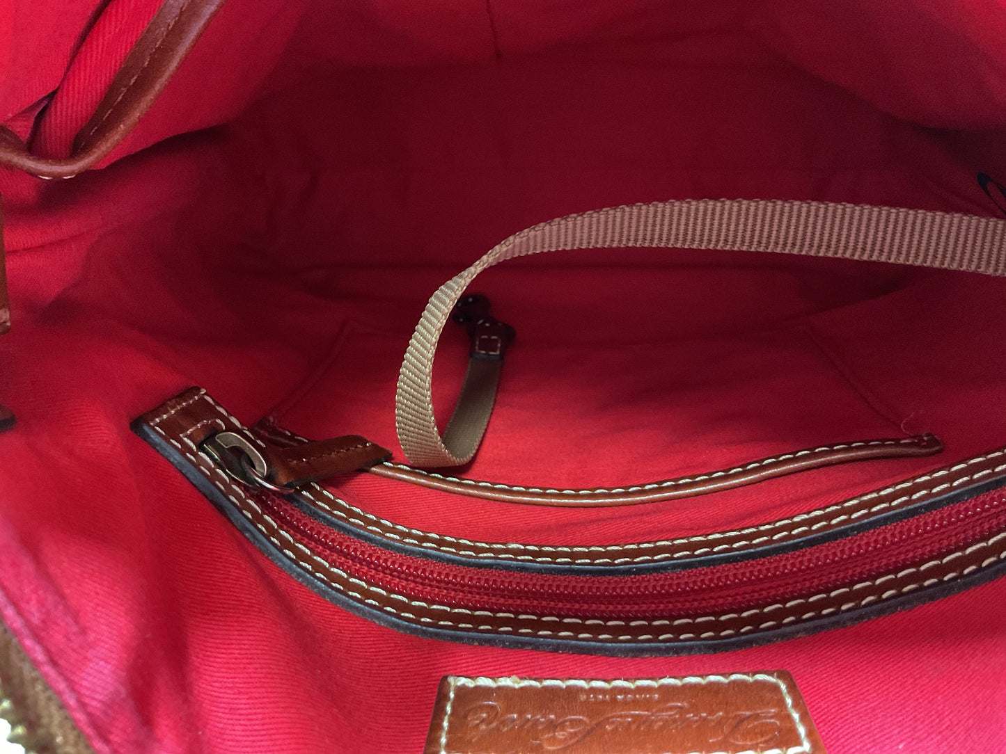 Crossbody Designer By Dooney And Bourke In Grey, Size:Medium