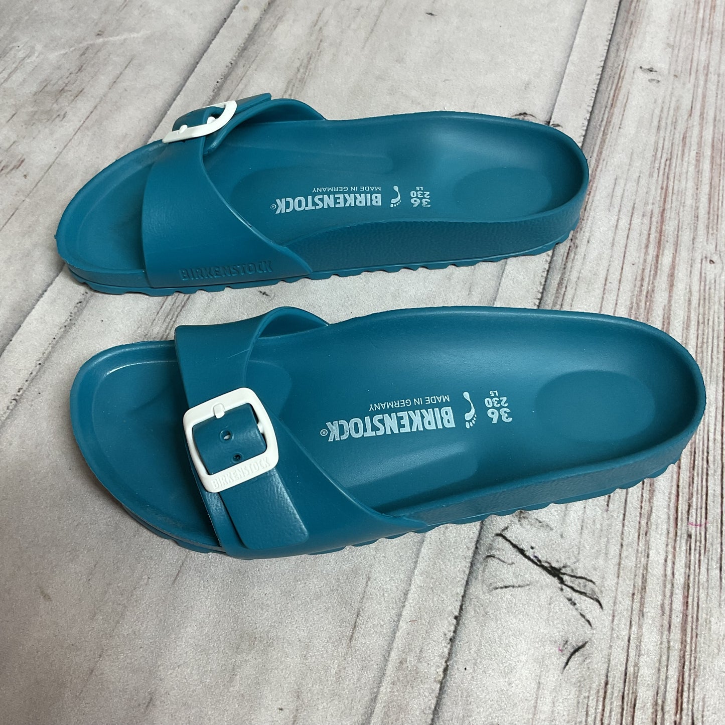 Sandals Flats By Birkenstock In Blue, Size:6