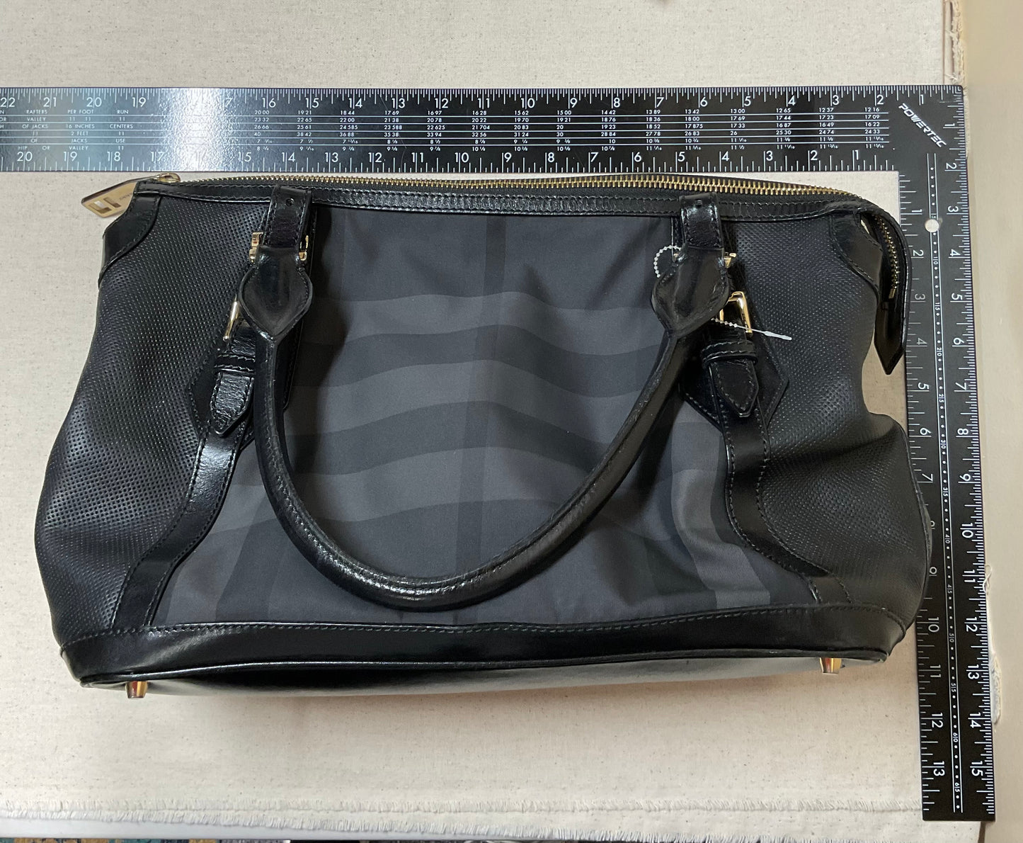 Handbag Luxury Designer By Burberry In Black, Size:Medium