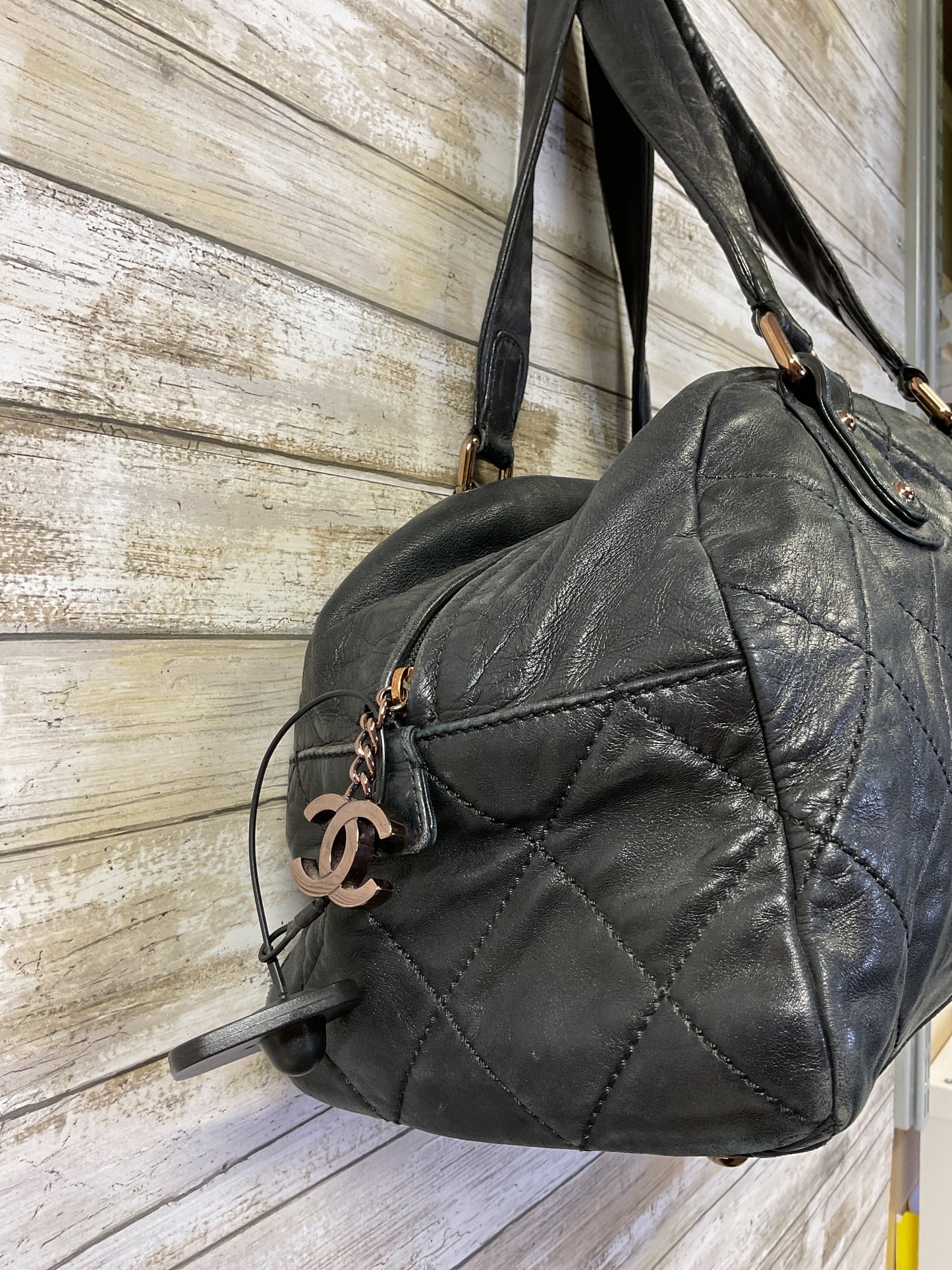 Handbag Luxury Designer by Chanel in Black, Size: Large