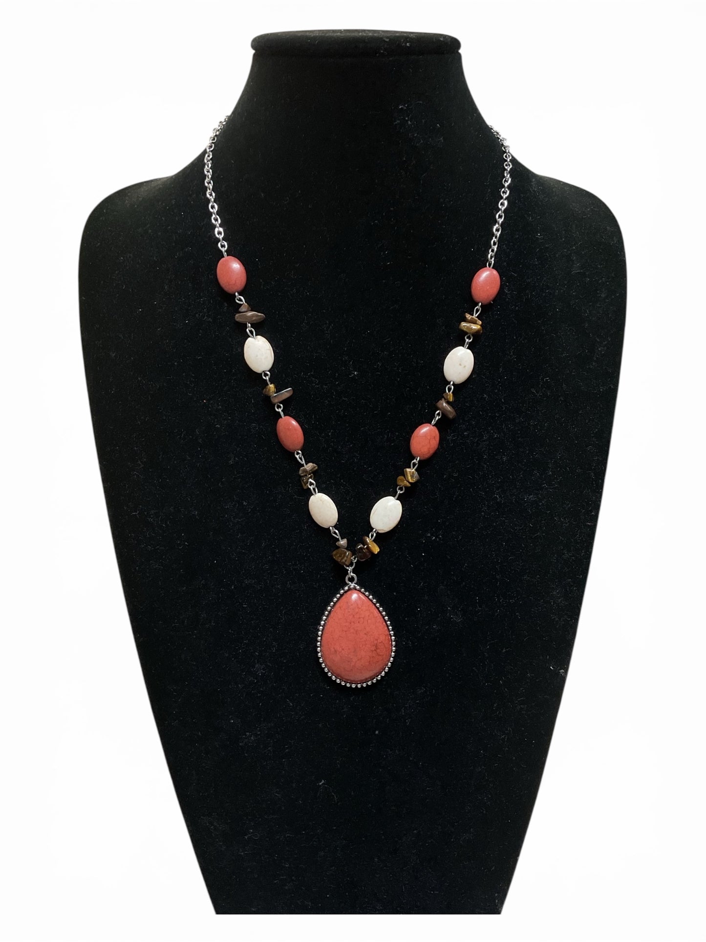 Necklace Pendant By Clothes Mentor In Brown & Cream