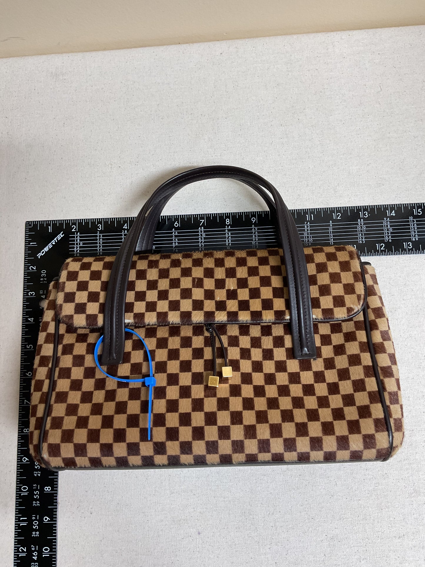 Handbag Luxury Designer By Louis Vuitton In Checkered Pattern, Size:Medium