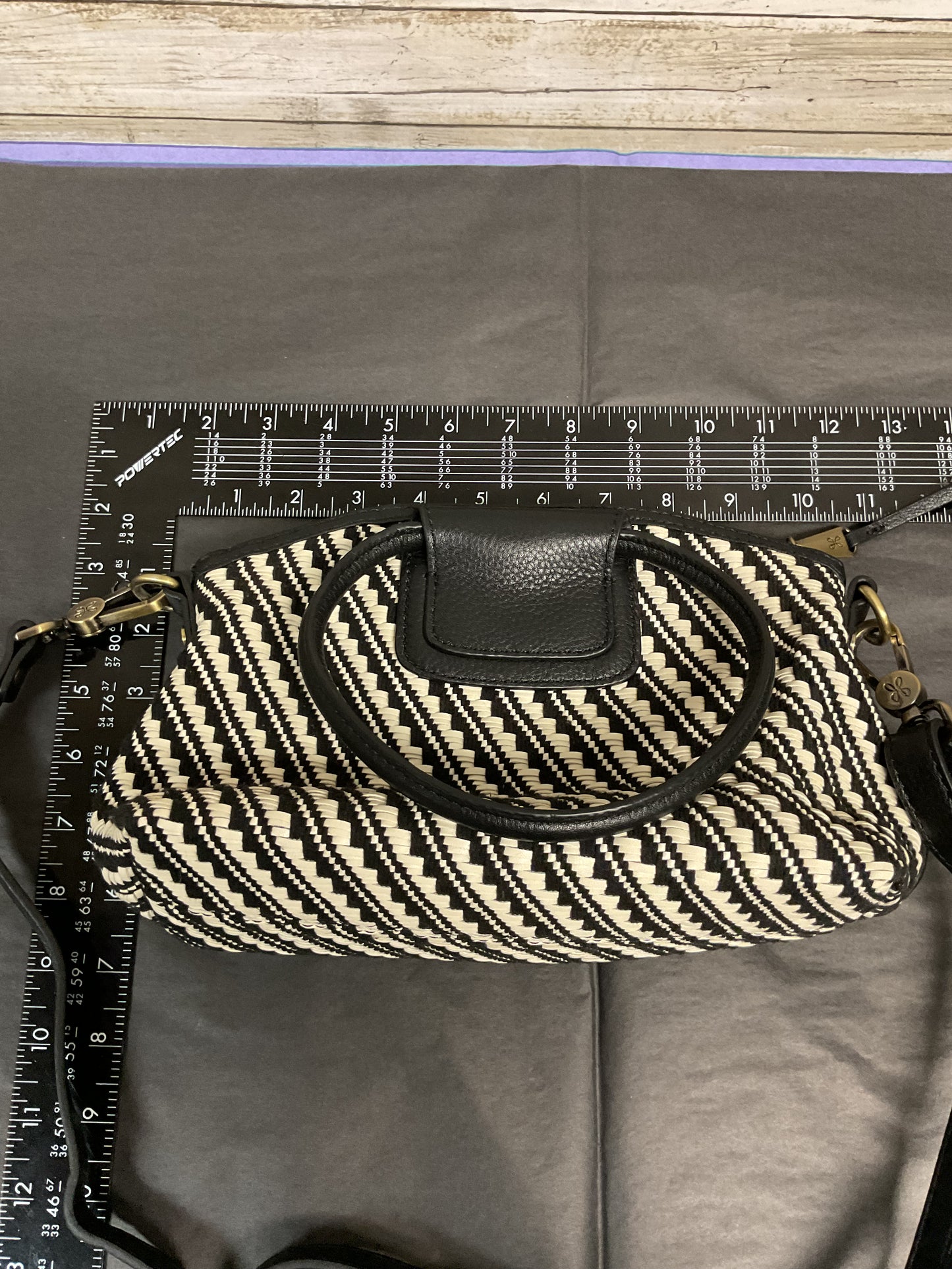 Handbag By Hobo Intl In Black & Tan, Size:Small