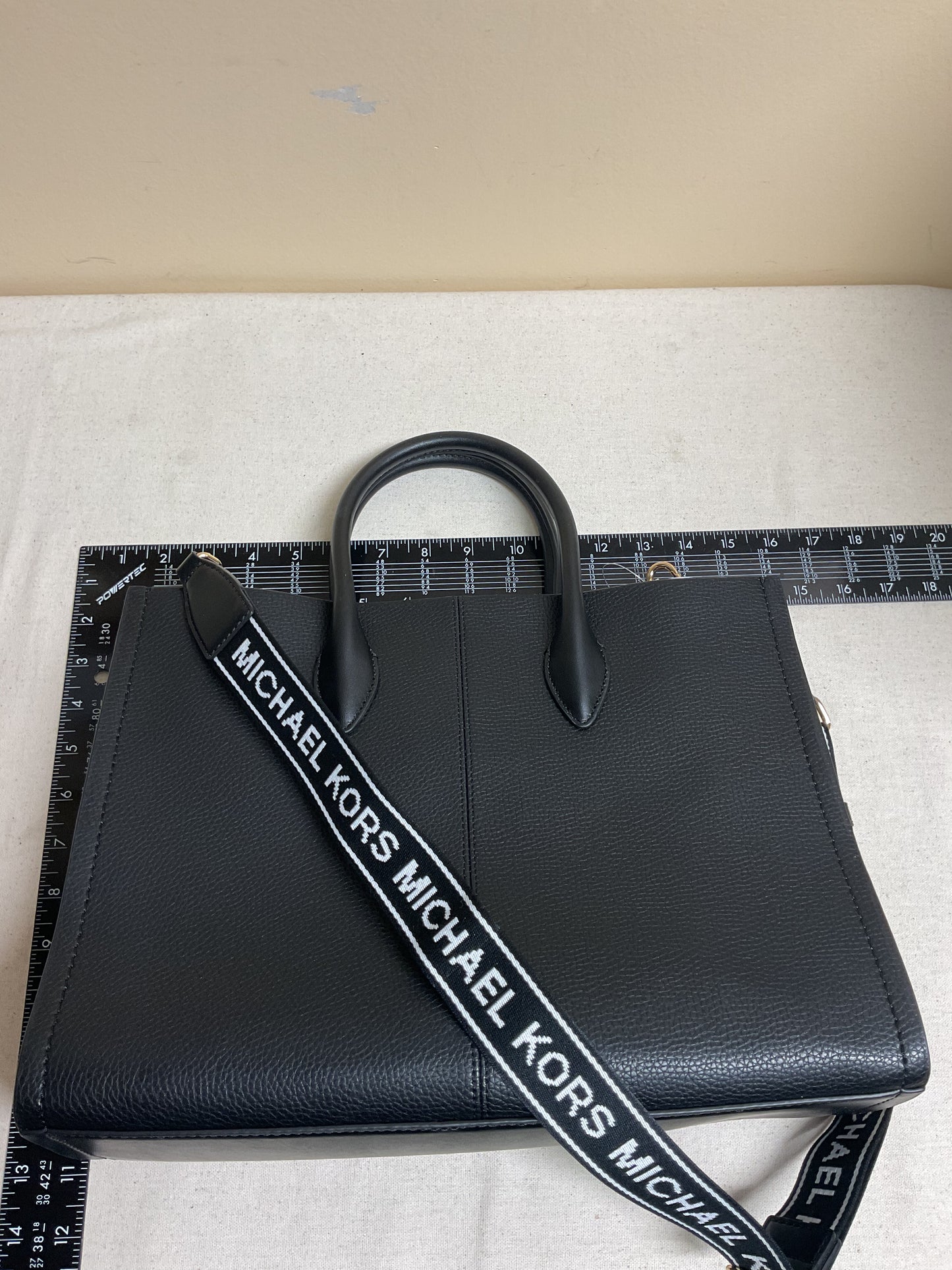Handbag Designer By Michael Kors In Black, Size:Large