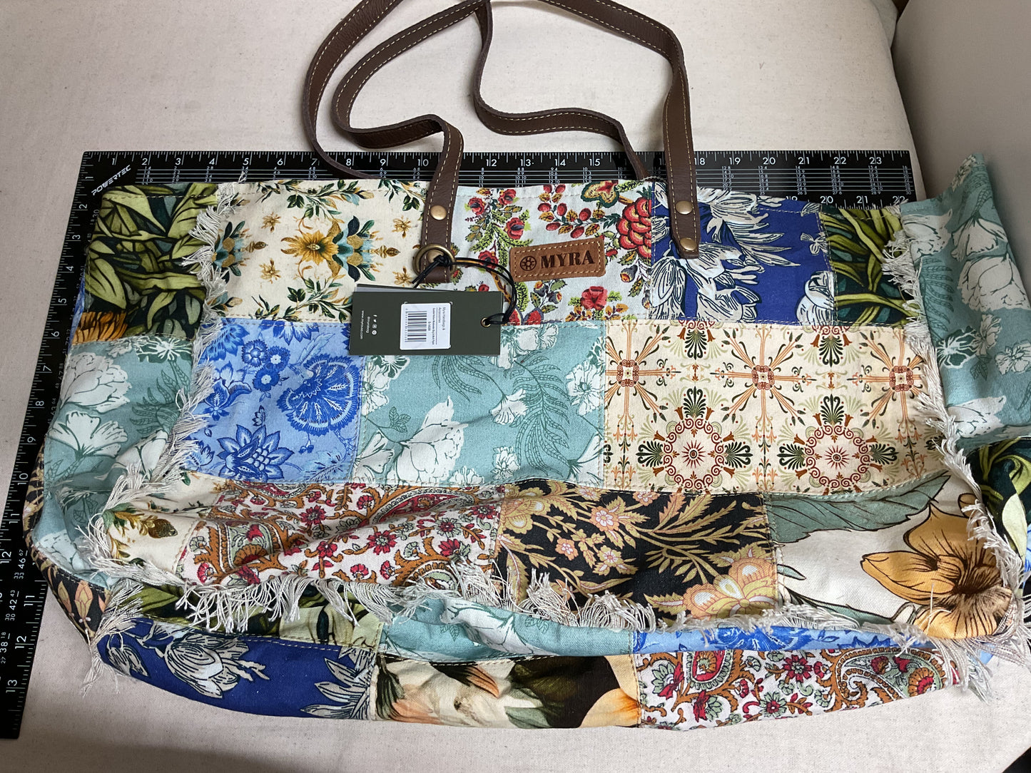 Tote By Myra In Floral Print, Size:Large