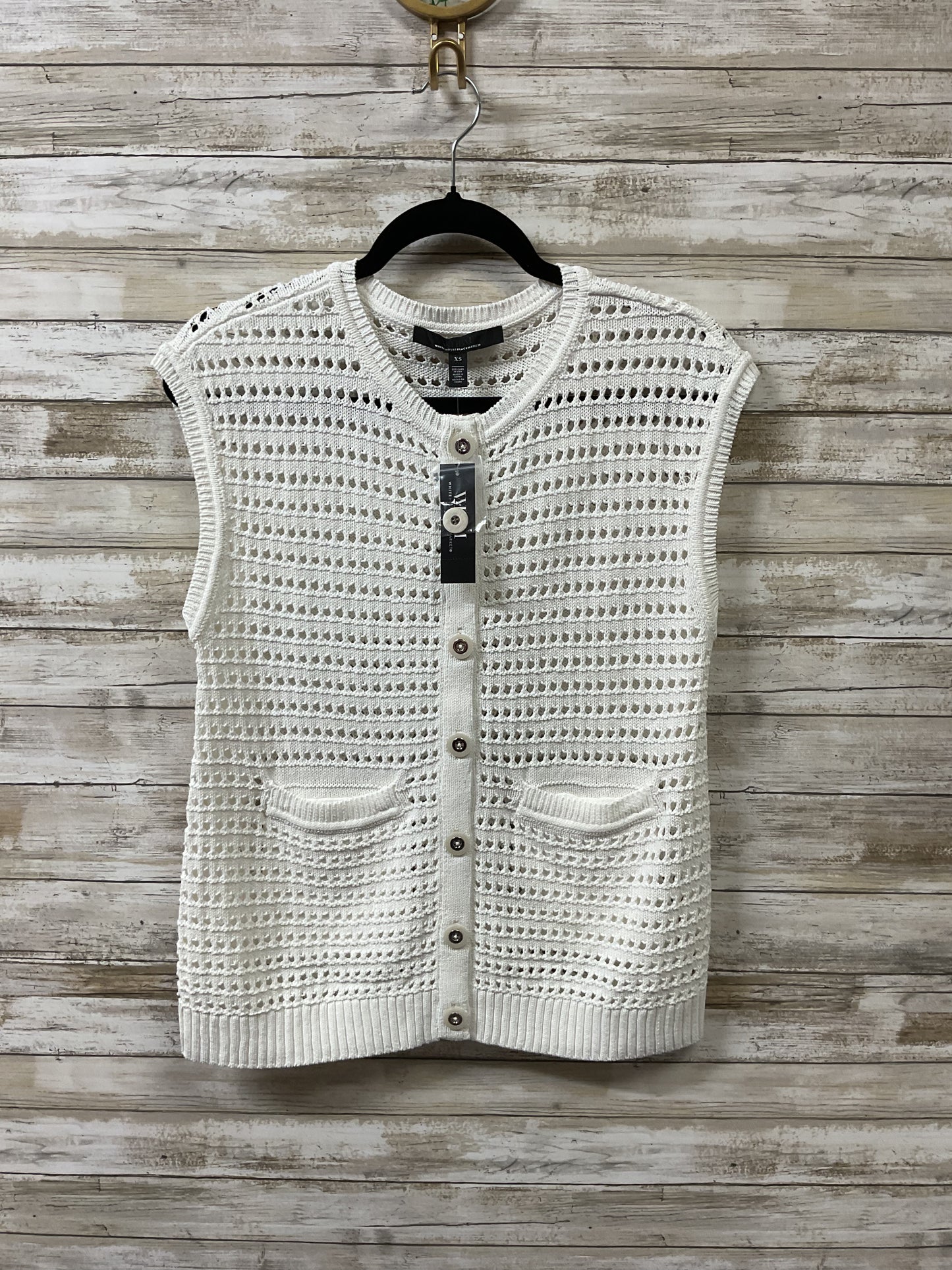 Top Sleeveless By White House Black Market In White, Size:Xs