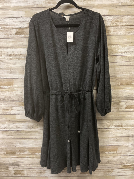 Dress Casual Short By Cato In Grey, Size:2X