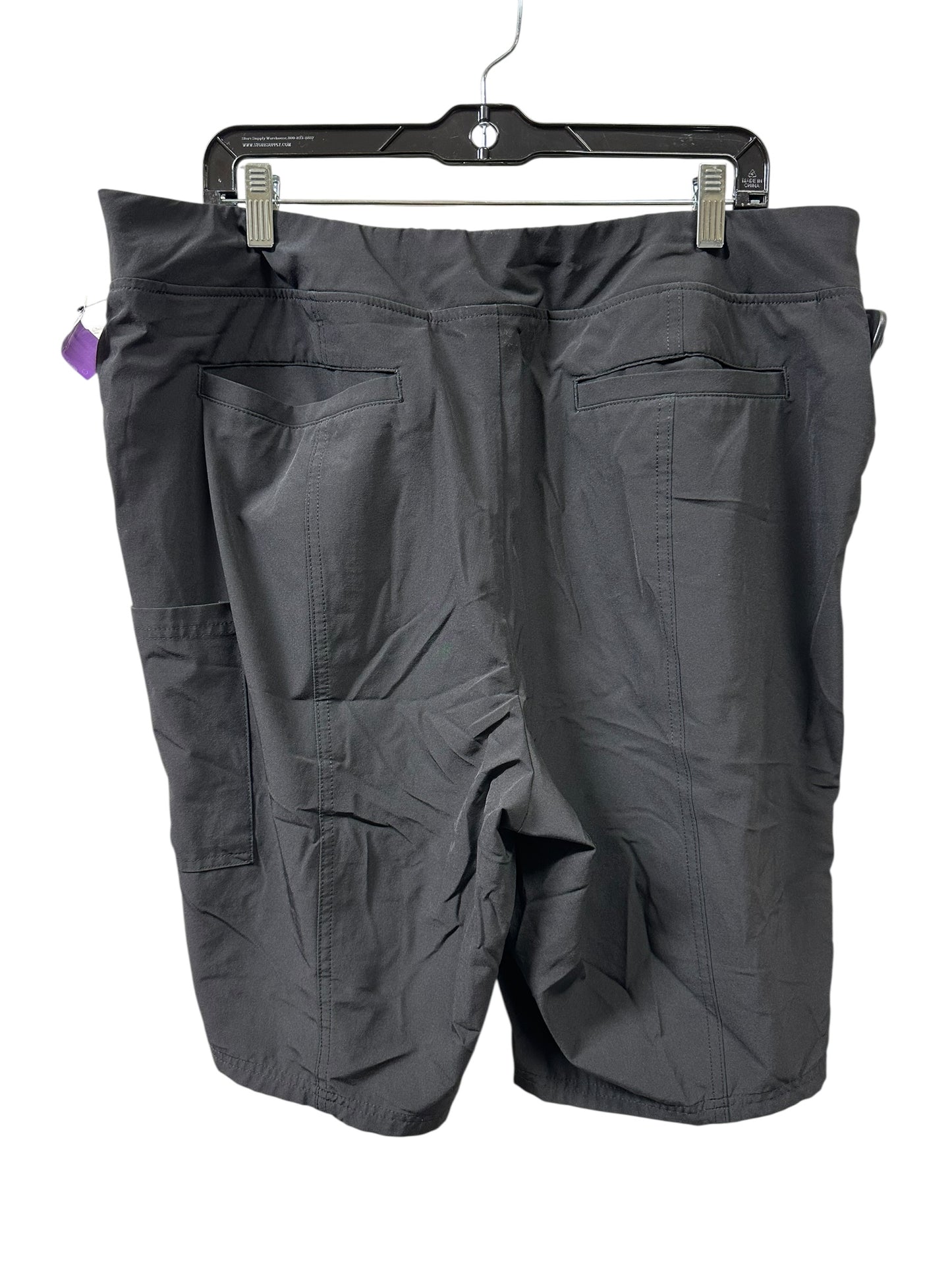Shorts By Chicos In Black, Size:Xl