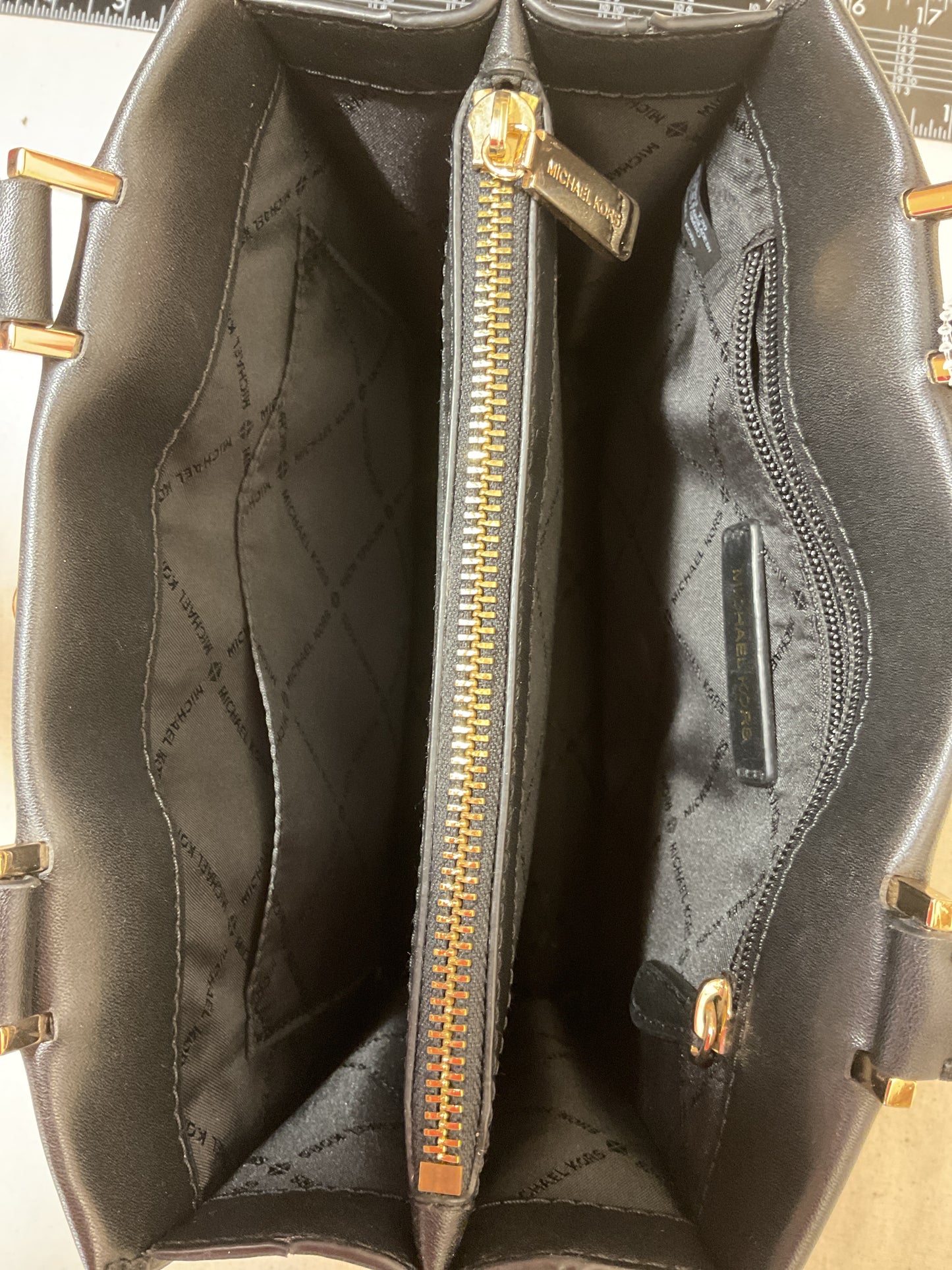 Crossbody Designer By Michael Kors In Black, Size:Small