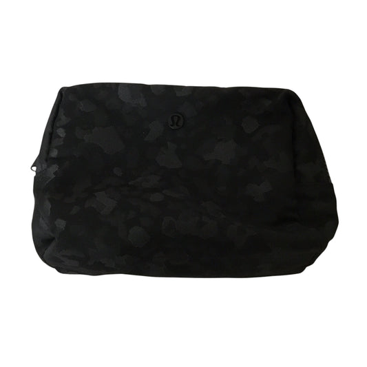 Makeup Bag By Lululemon, Size: Medium