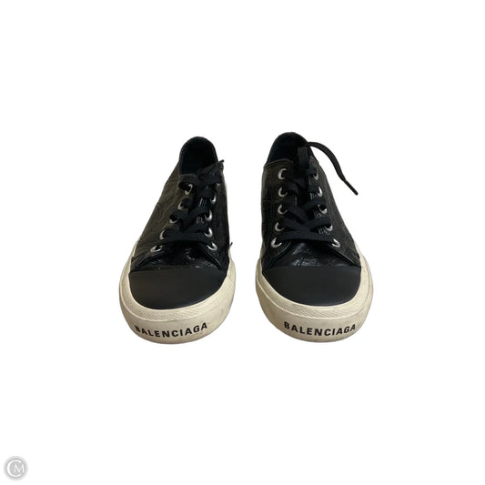 Shoes Luxury Designer By Balenciaga In Black, Size: 6