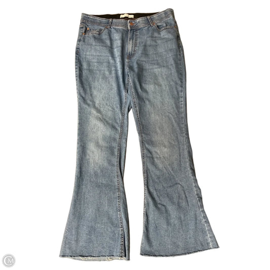 Jeans Flared By Clothes Mentor In Blue, Size: 16