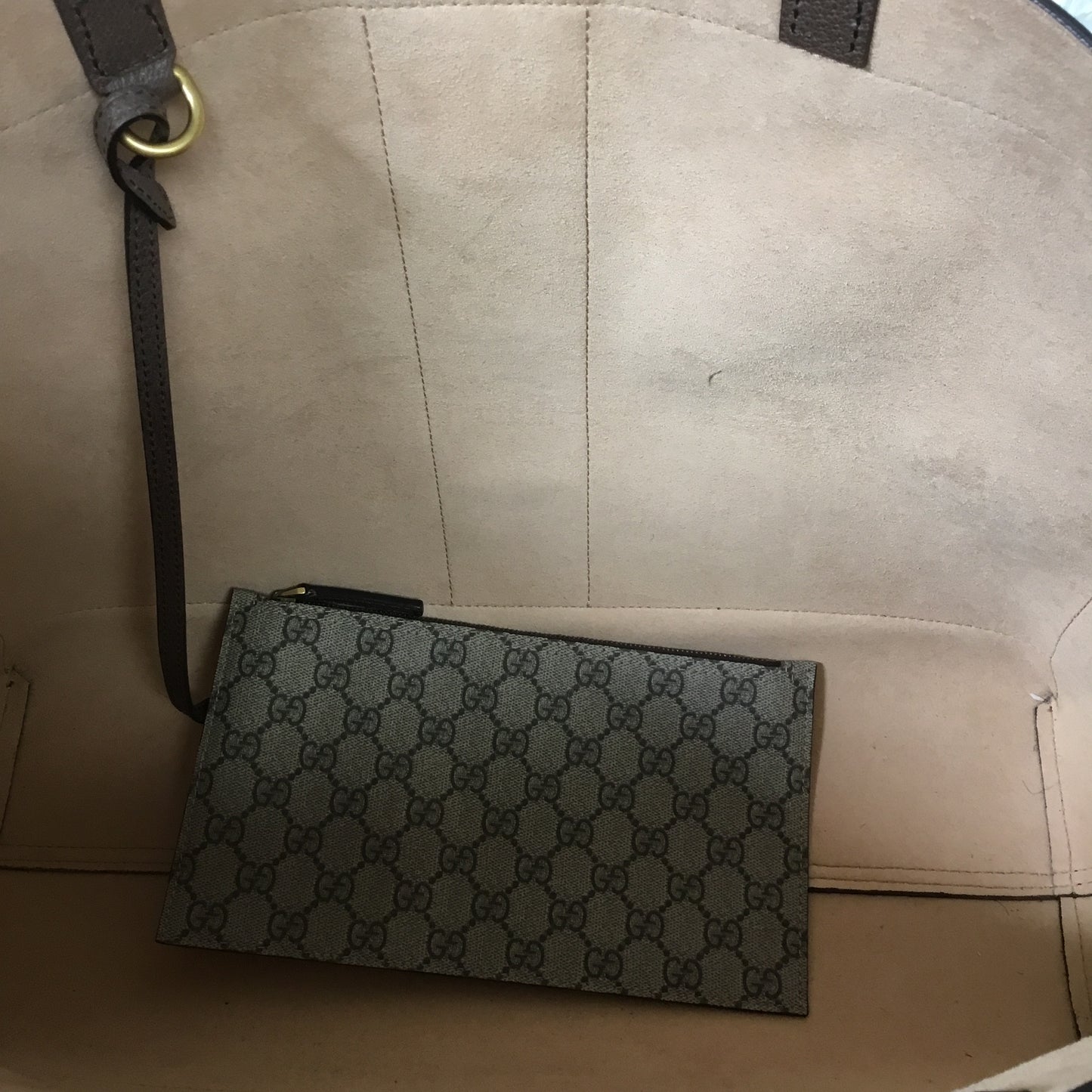 Handbag Luxury Designer By Gucci  Size: Large