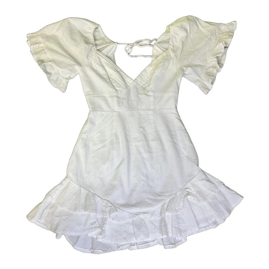 Dress Casual Short By Clothes Mentor In White, Size: S