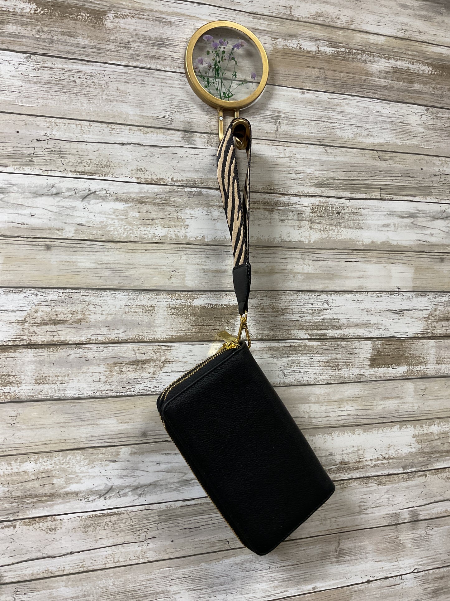 Wristlet By Cmc In Black, Size:Large