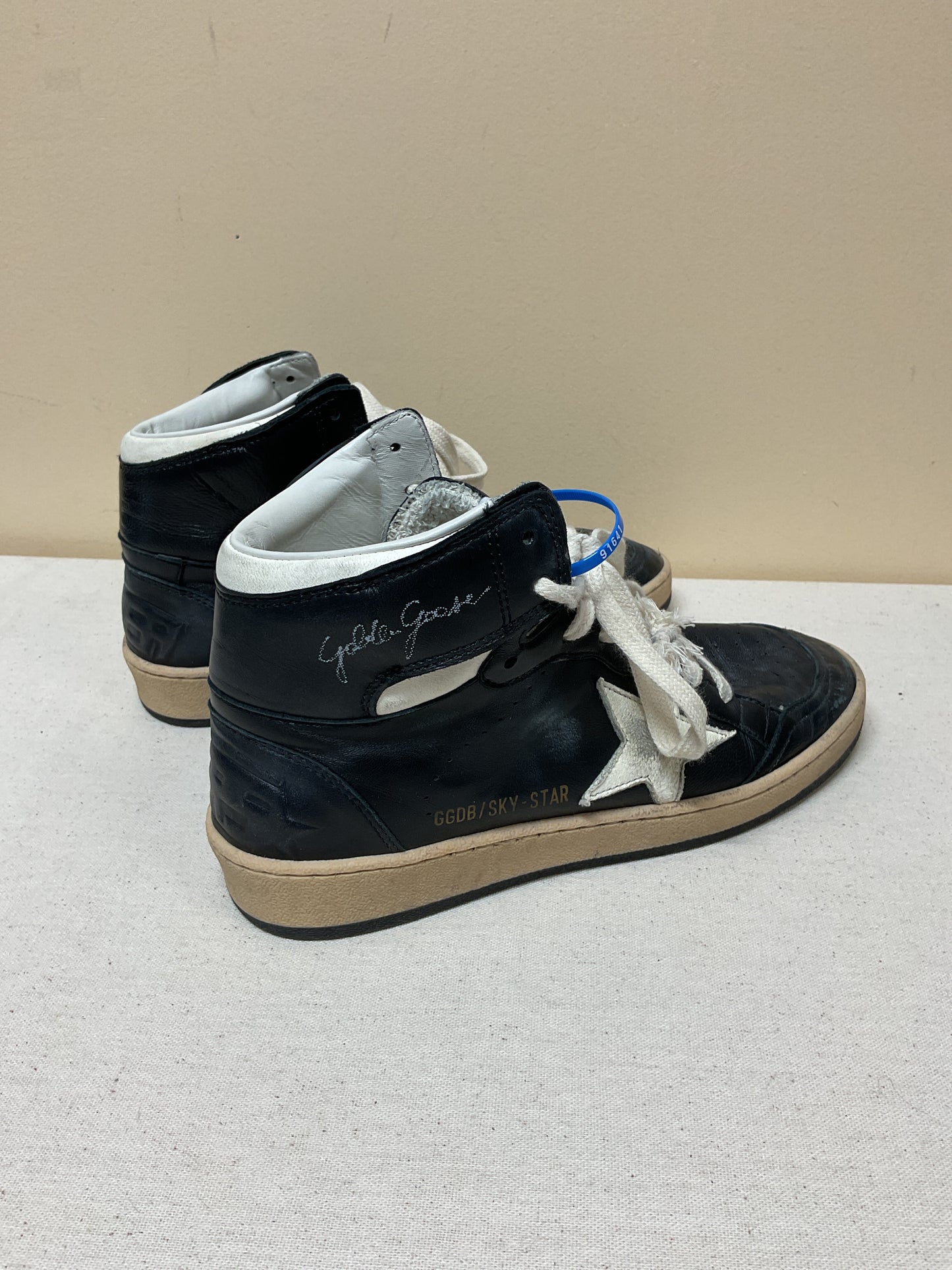 Shoes Luxury Designer By Golden Goose In Black, Size:37