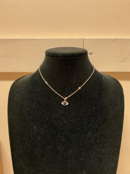 Necklace Charm By Clothes Mentor In Gold