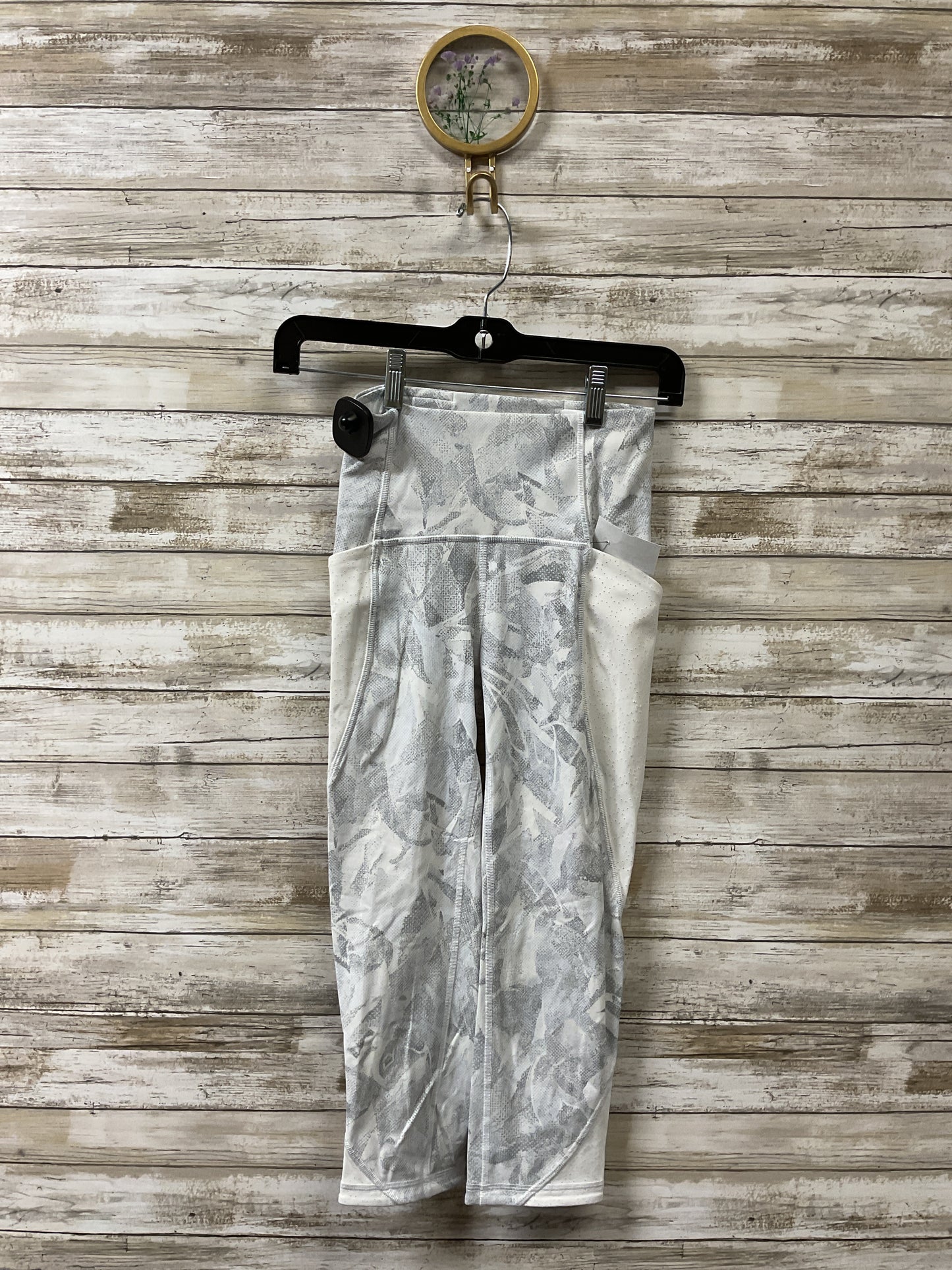 Athletic Capris By Lululemon In Grey & White, Size:2