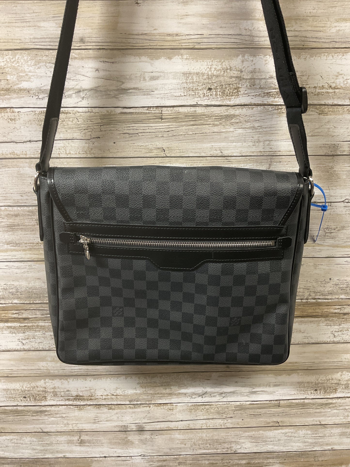 Crossbody Luxury Designer By Louis Vuitton In Black, Size:Medium