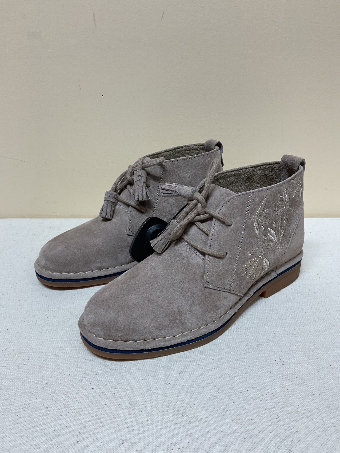 Boots Ankle Flats By Hush Puppies In Tan, Size:5.5