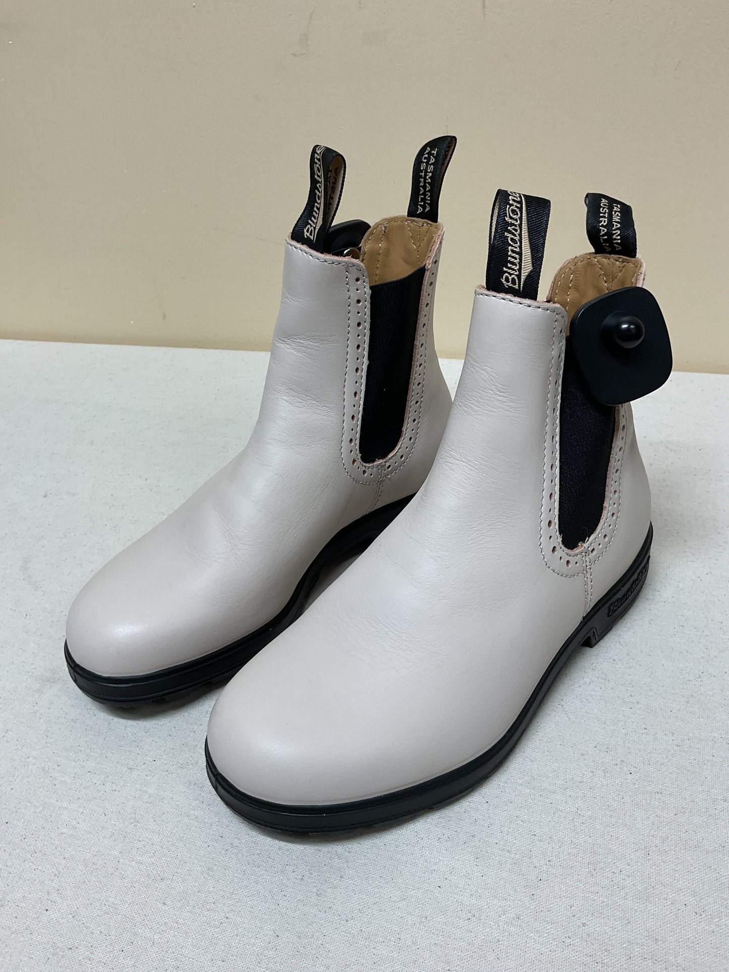Boots Leather By Cma In Ivory, Size:5