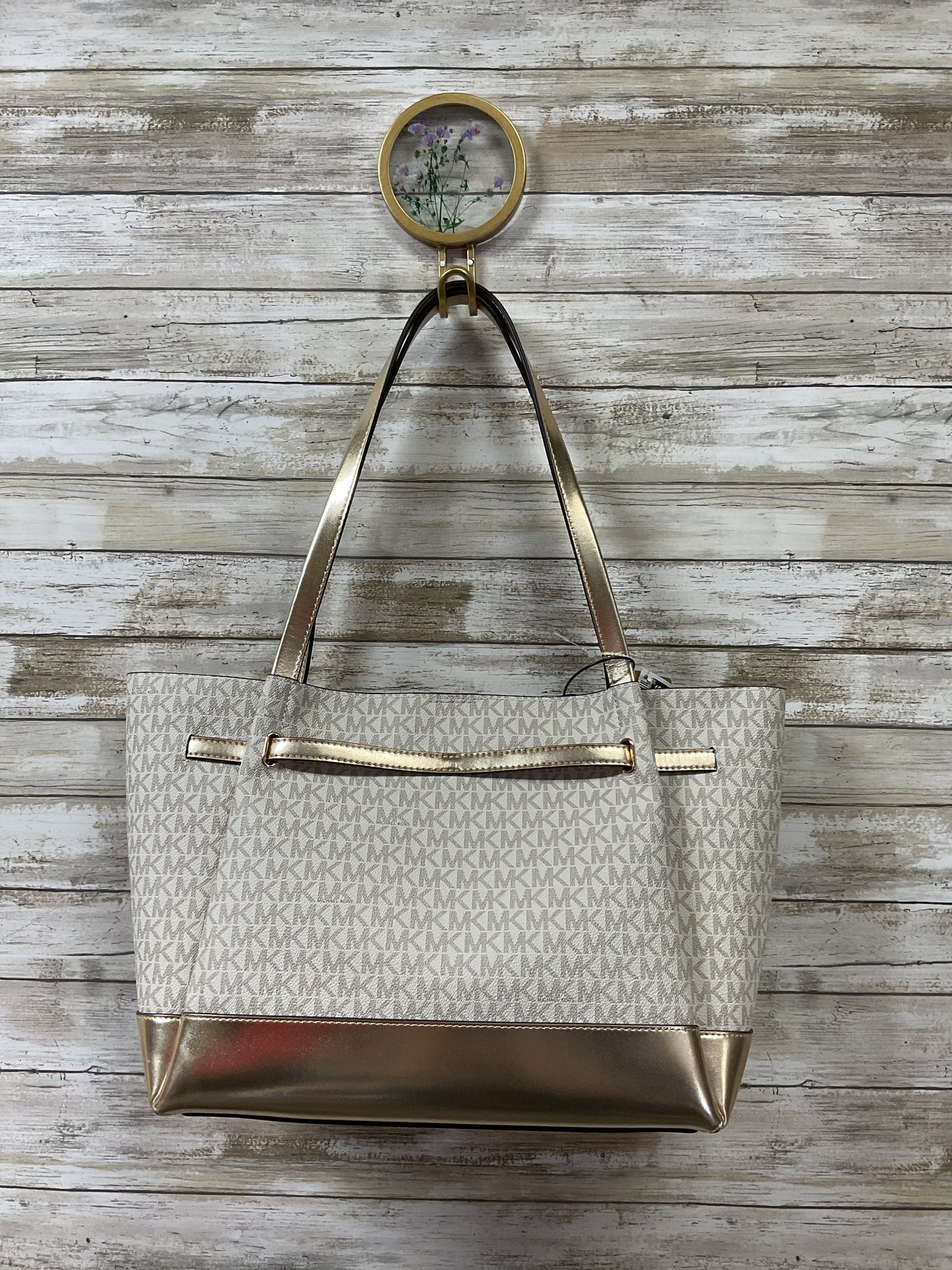Handbag Designer By Michael Kors In Gold & White, Size:Large
