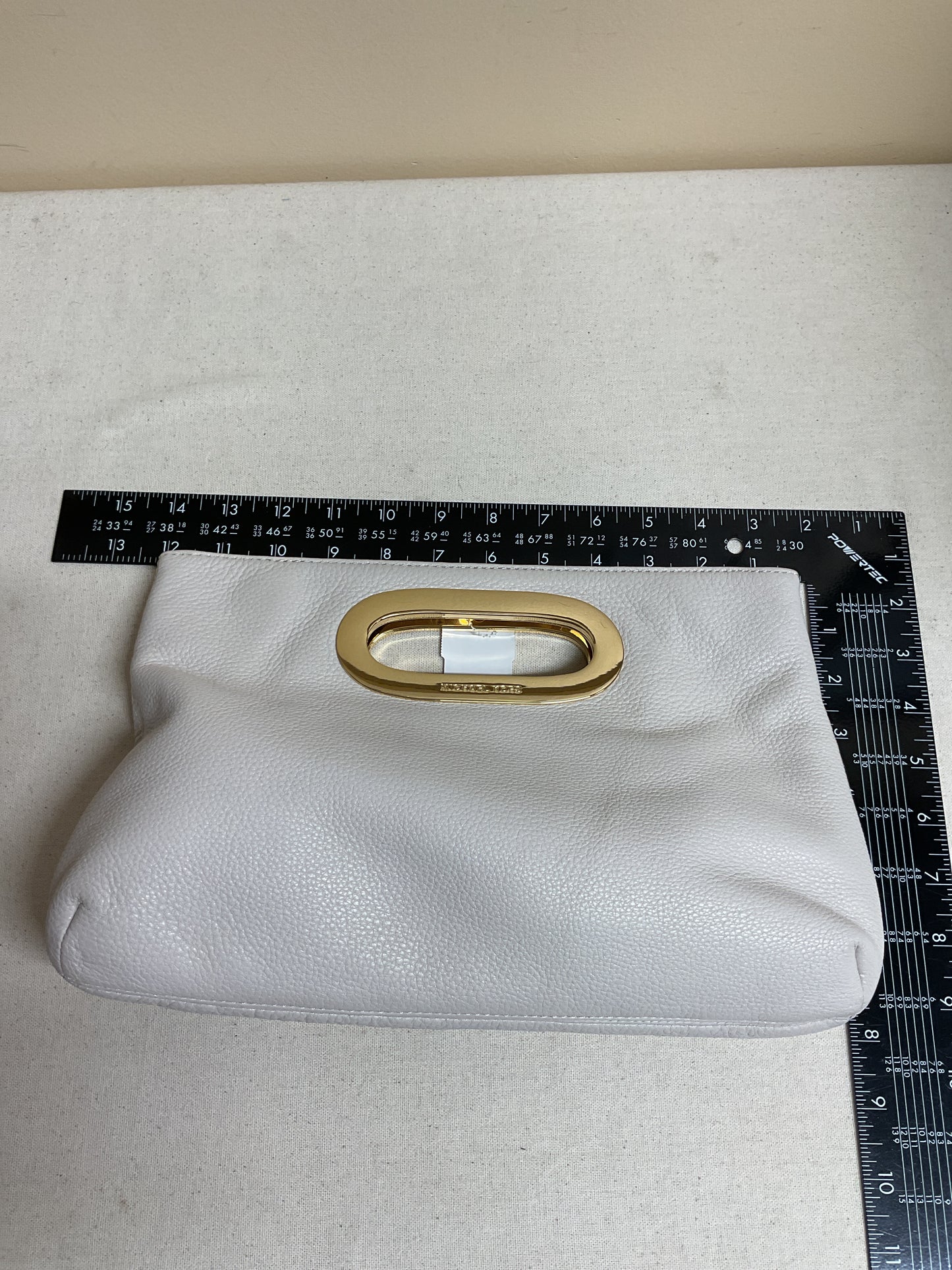 Clutch Designer By Michael Kors In Cream, Size:Medium