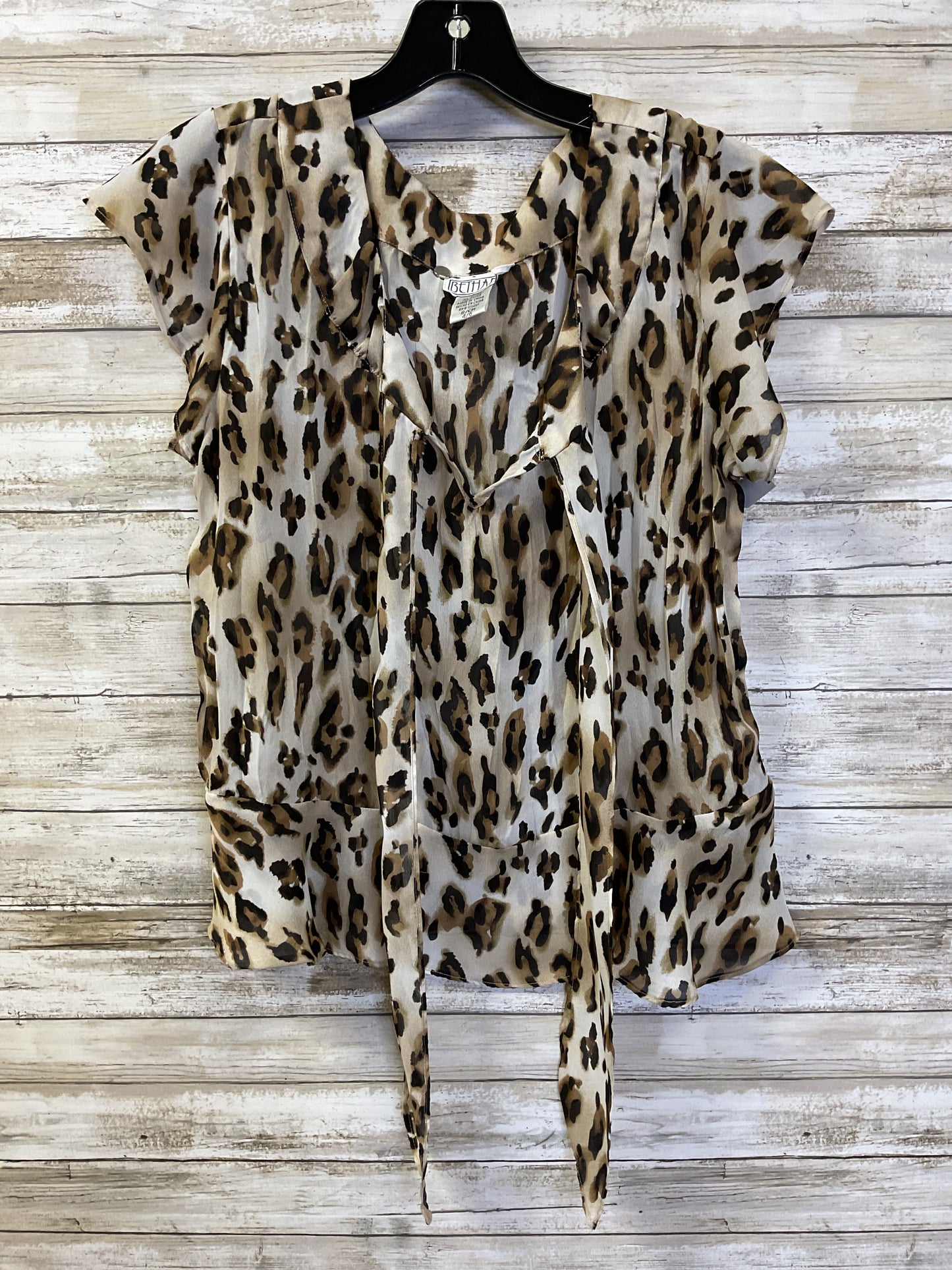 Top Ss By Clothes Mentor In Animal Print, Size:S