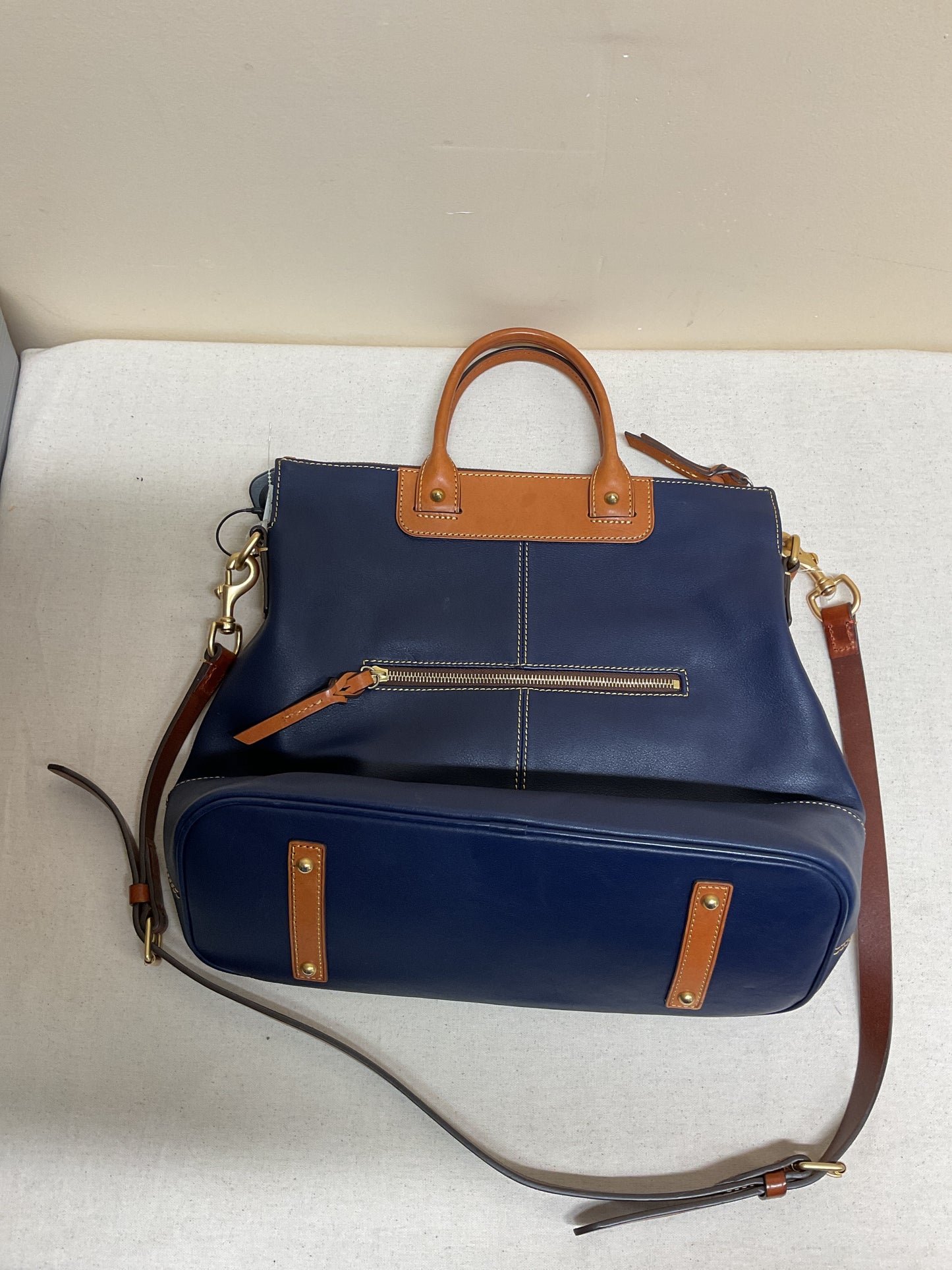 Handbag Designer By Dooney And Bourke In Navy, Size:Large