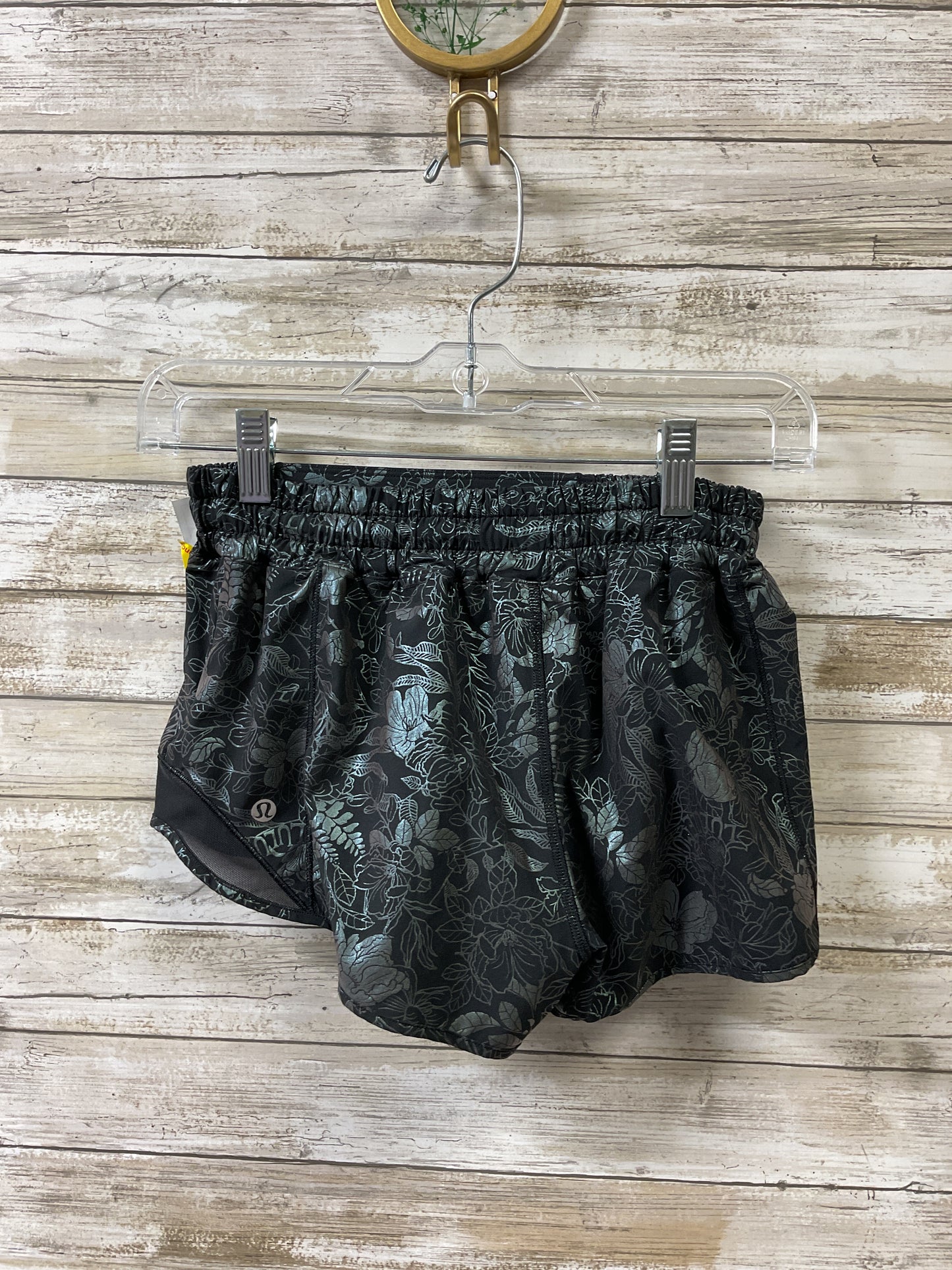 Athletic Shorts By Lululemon In Black, Size:4