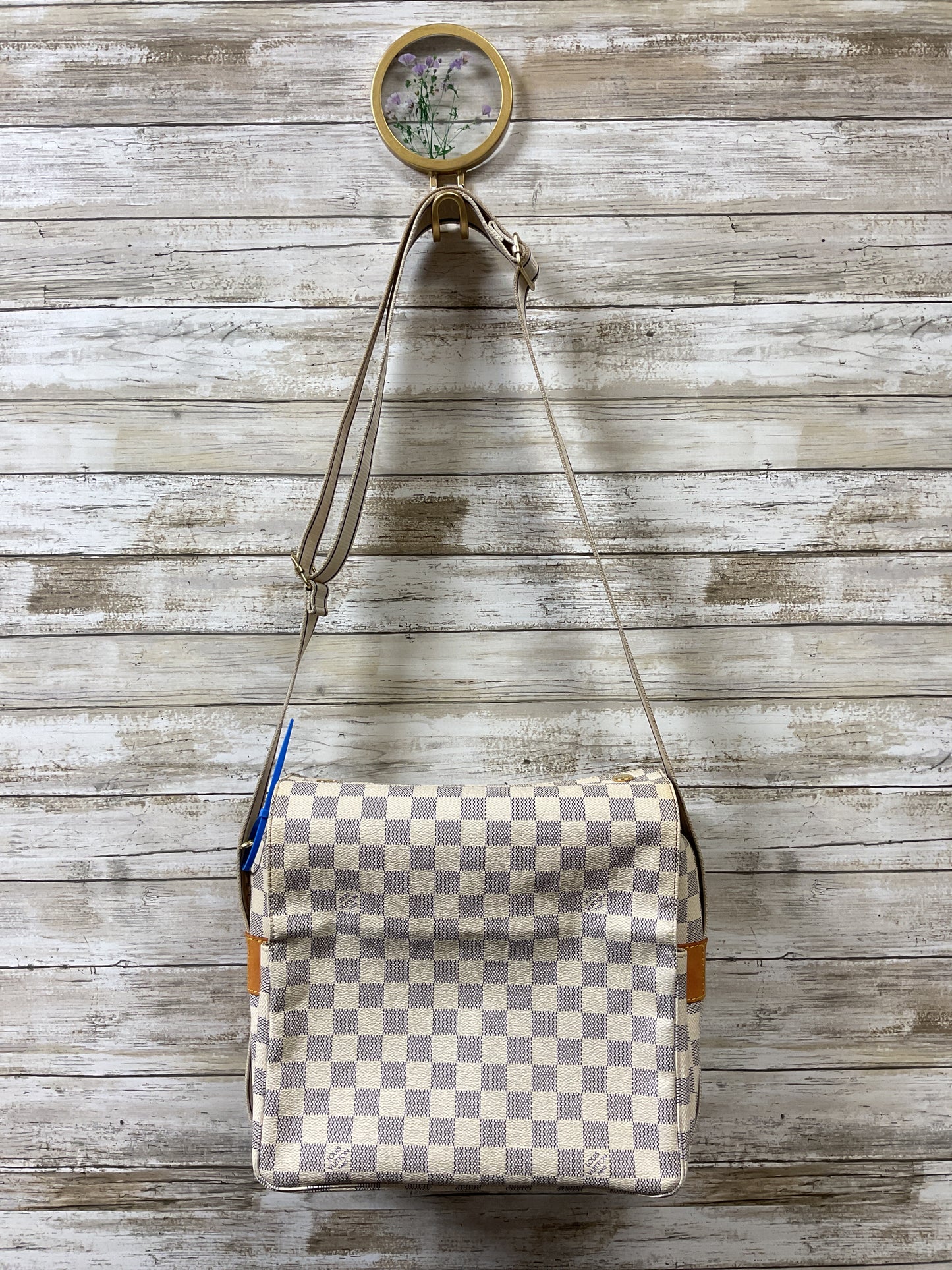 Handbag Luxury Designer By Louis Vuitton In Checkered Pattern, Size:Medium