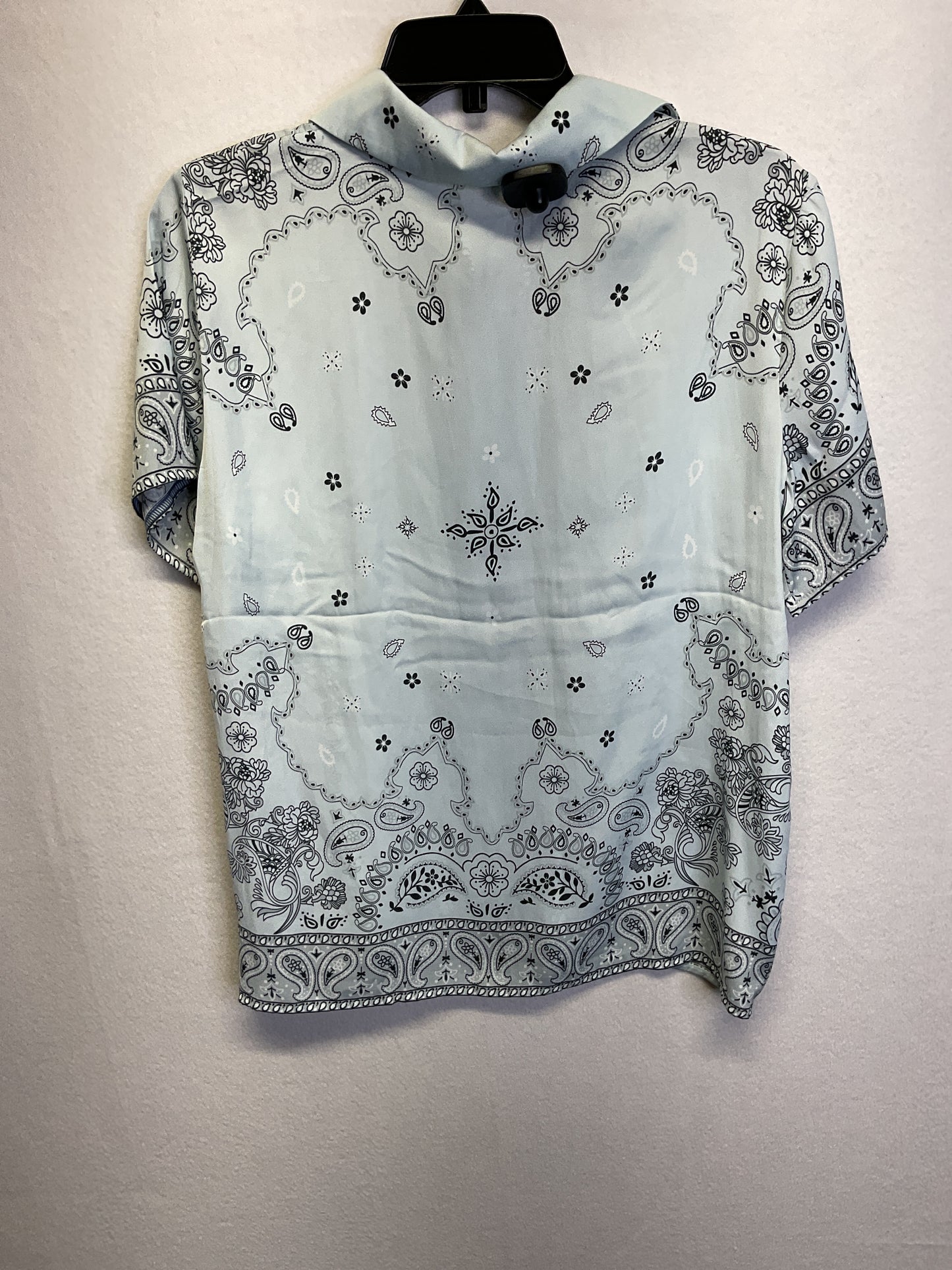 Top Ss By Clothes Mentor In Blue, Size:S