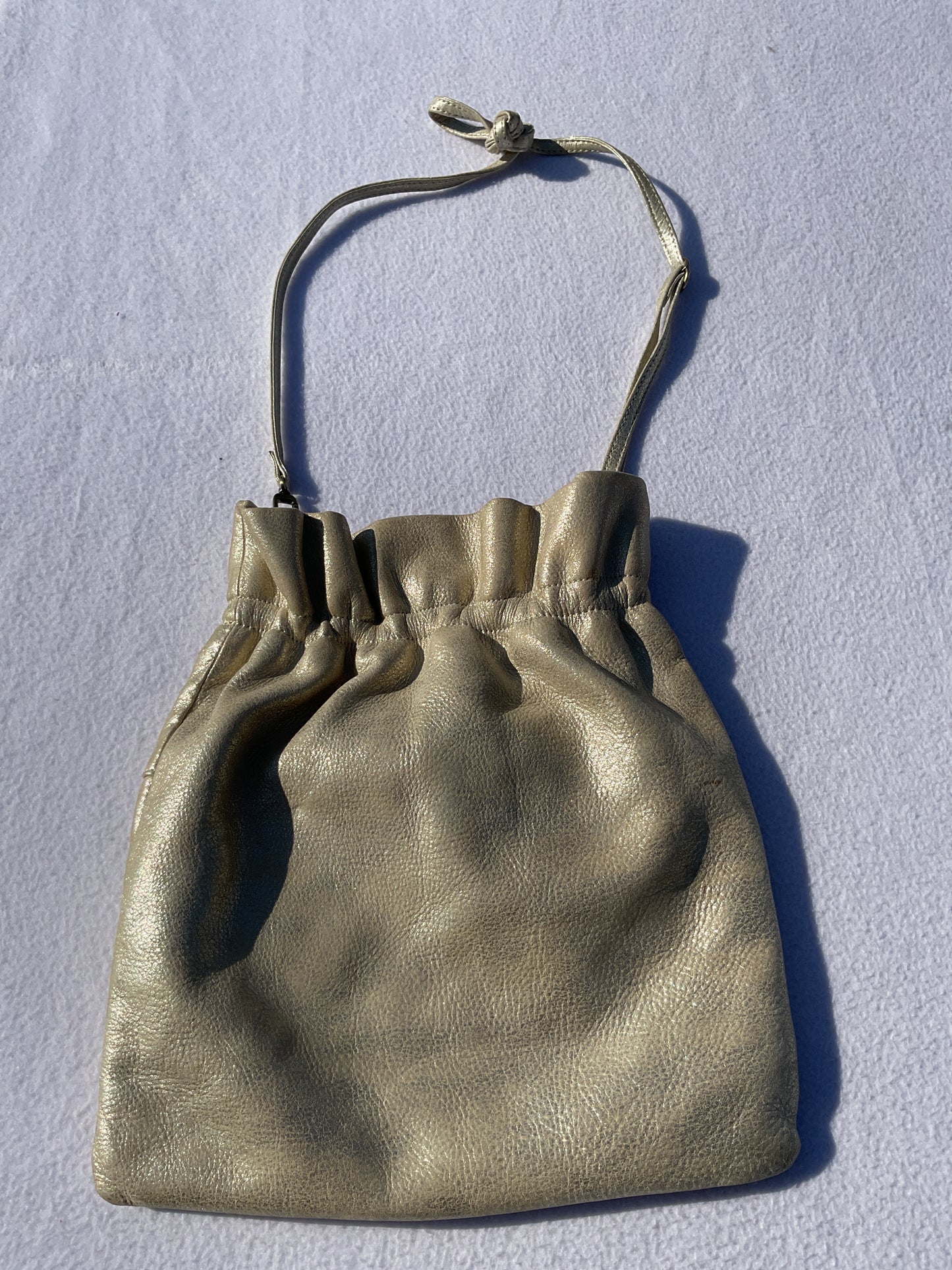 Handbag Leather By Hobo Intl In Gold, Size:Medium