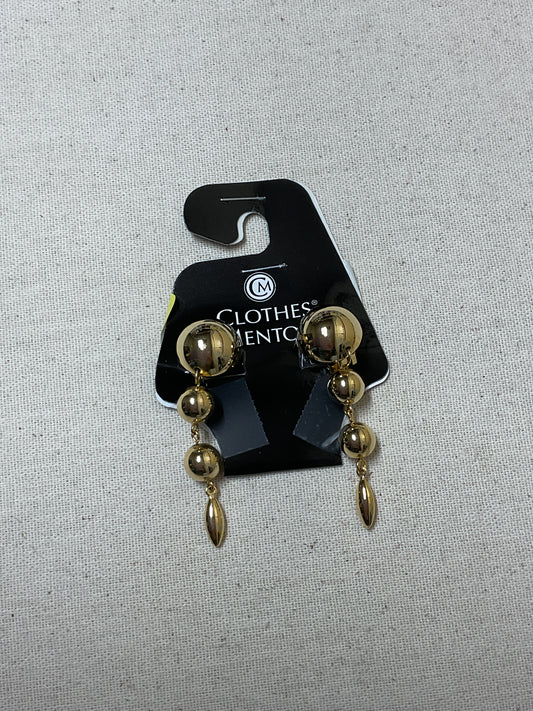 Earrings Clip By Cmf In Gold