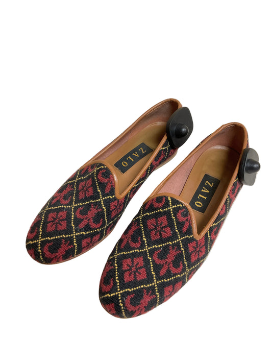 Shoes Flats By Clothes Mentor In Black & Red, Size:7.5